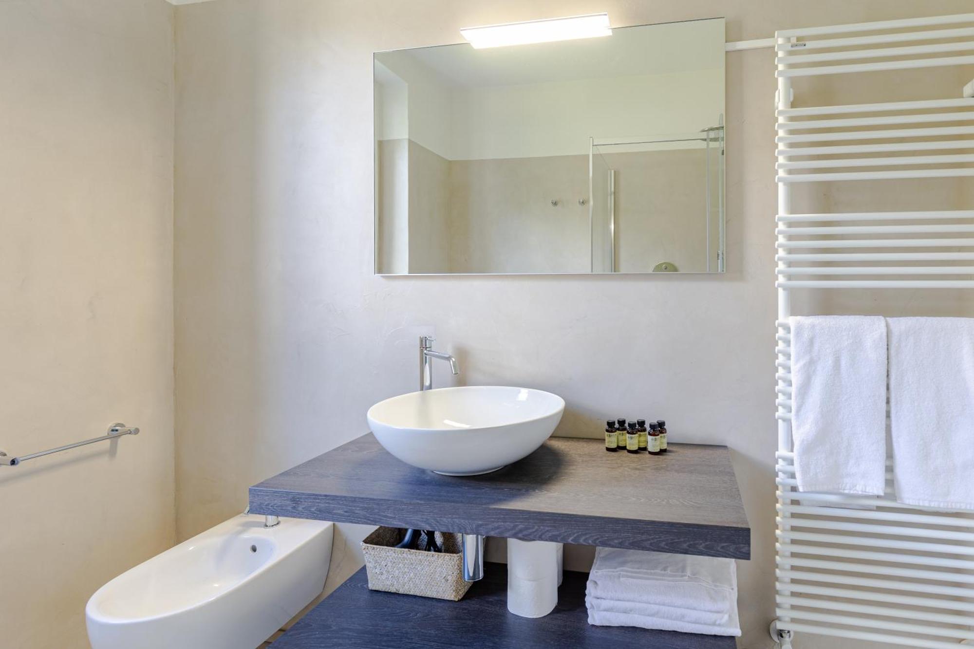 Apartment Guggiate - Seta *