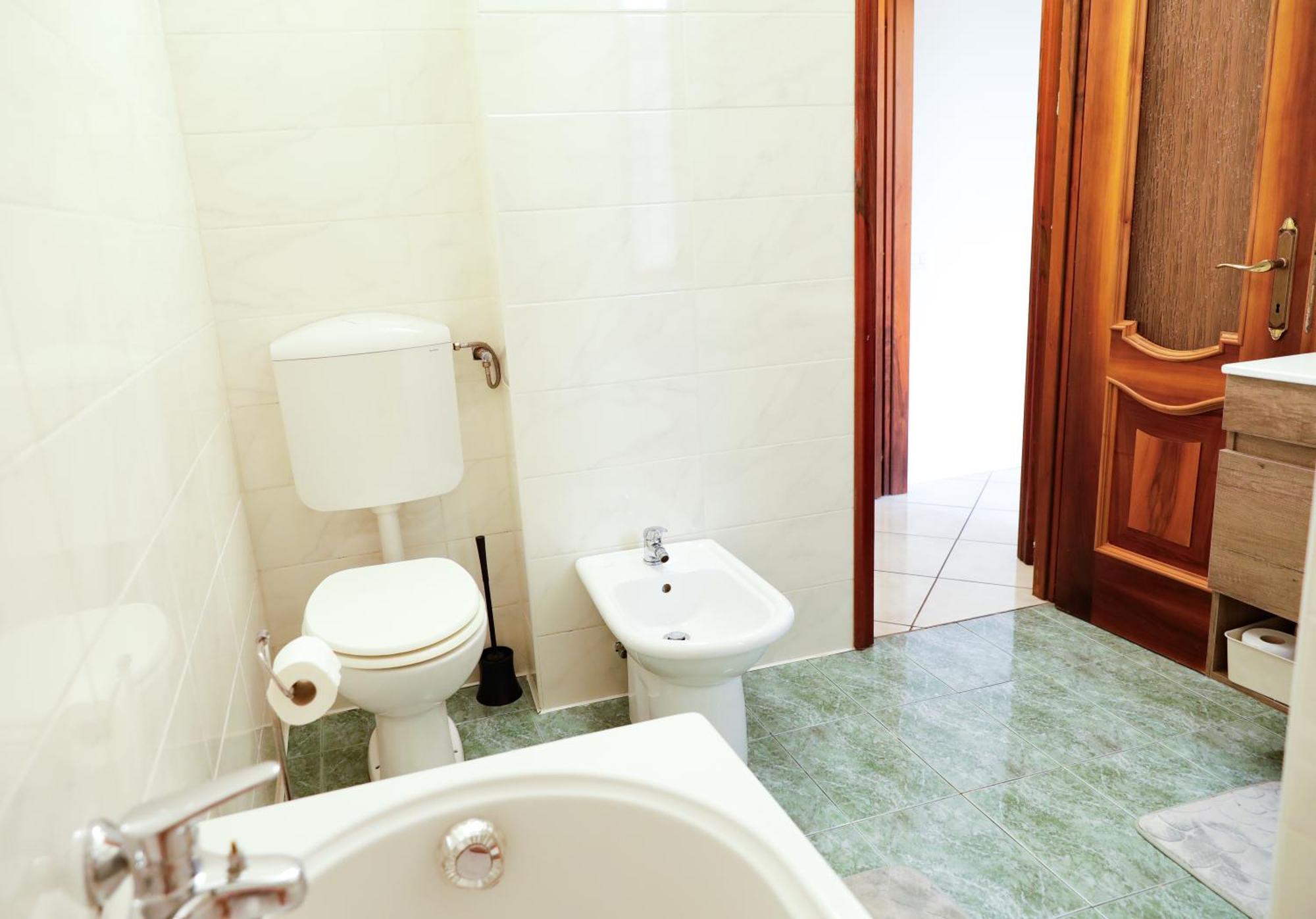 Wisteriaroom Apartment Como