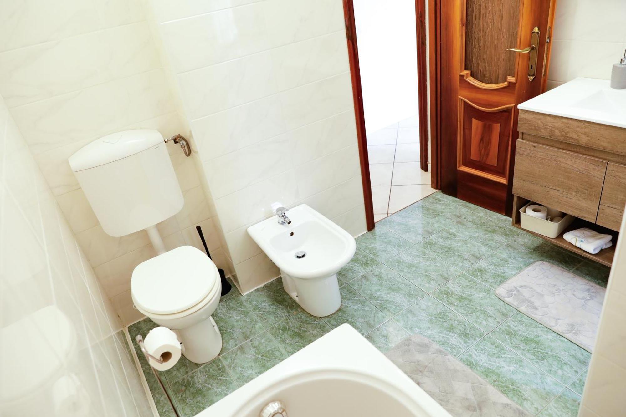 Wisteriaroom Apartment