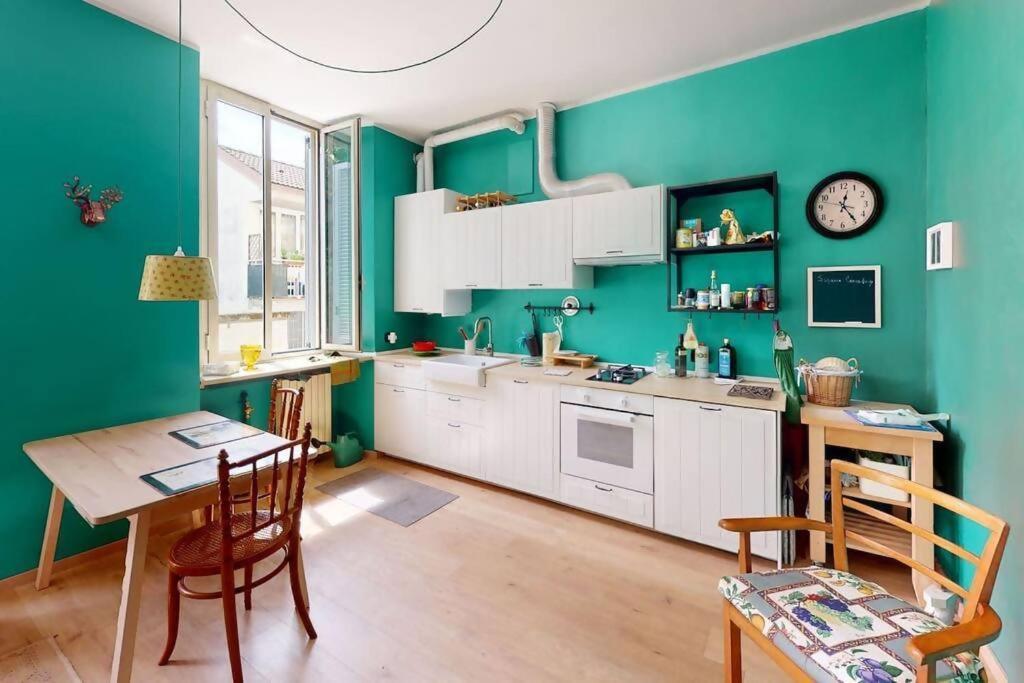 Apartment House *