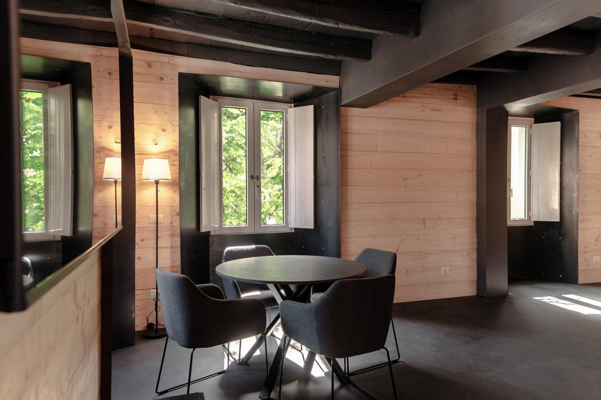 Fitzgerald Building - The House Of Travelers Como