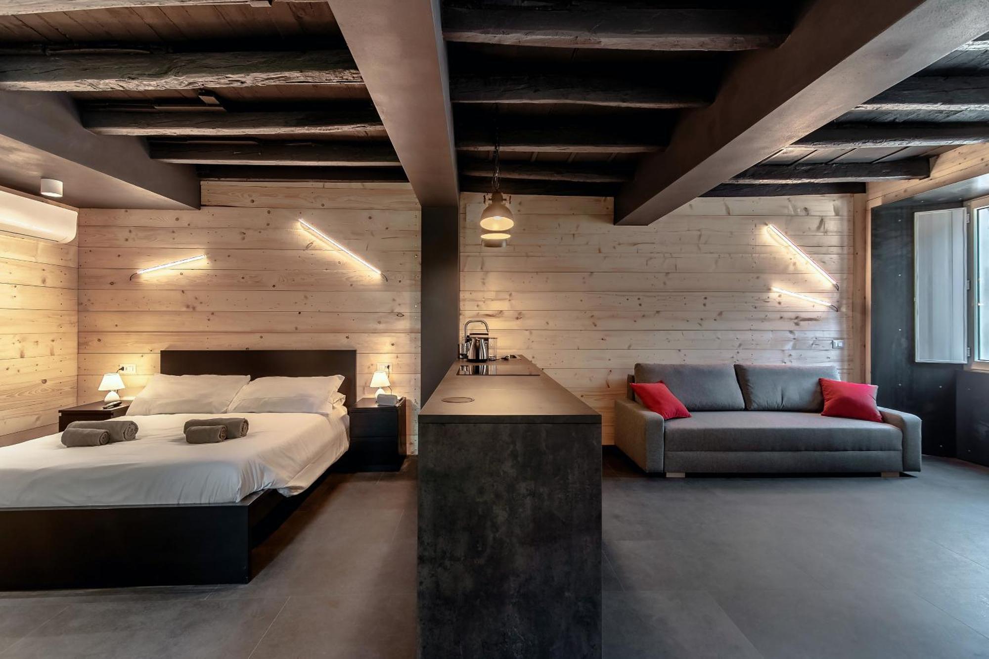 Fitzgerald Building - The House Of Travelers Apartment *