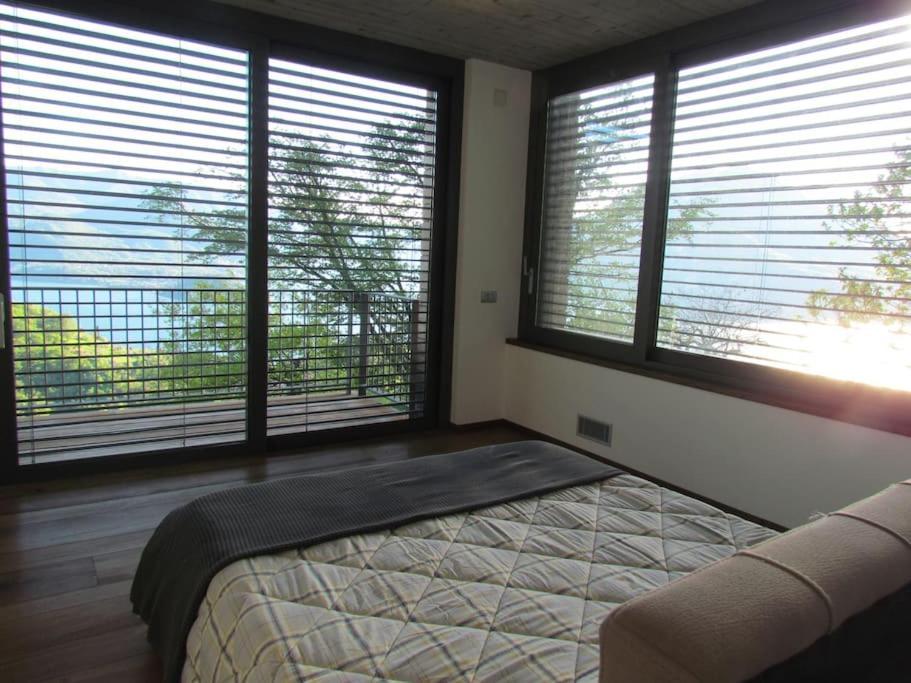 Villa Tranquil Nestled Among Ancient Chestnut Trees Perledo