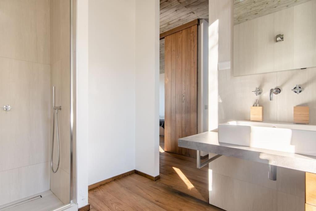 Tranquil Nestled Among Ancient Chestnut Trees Villa *
