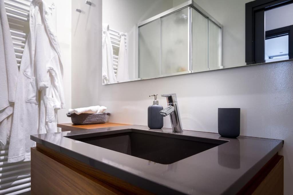 Villa Modern Eco-friendly On Lake Como Brienno