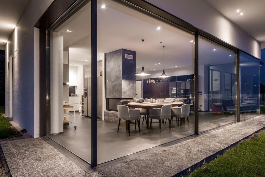 Modern Eco-friendly On Lake Como Brienno