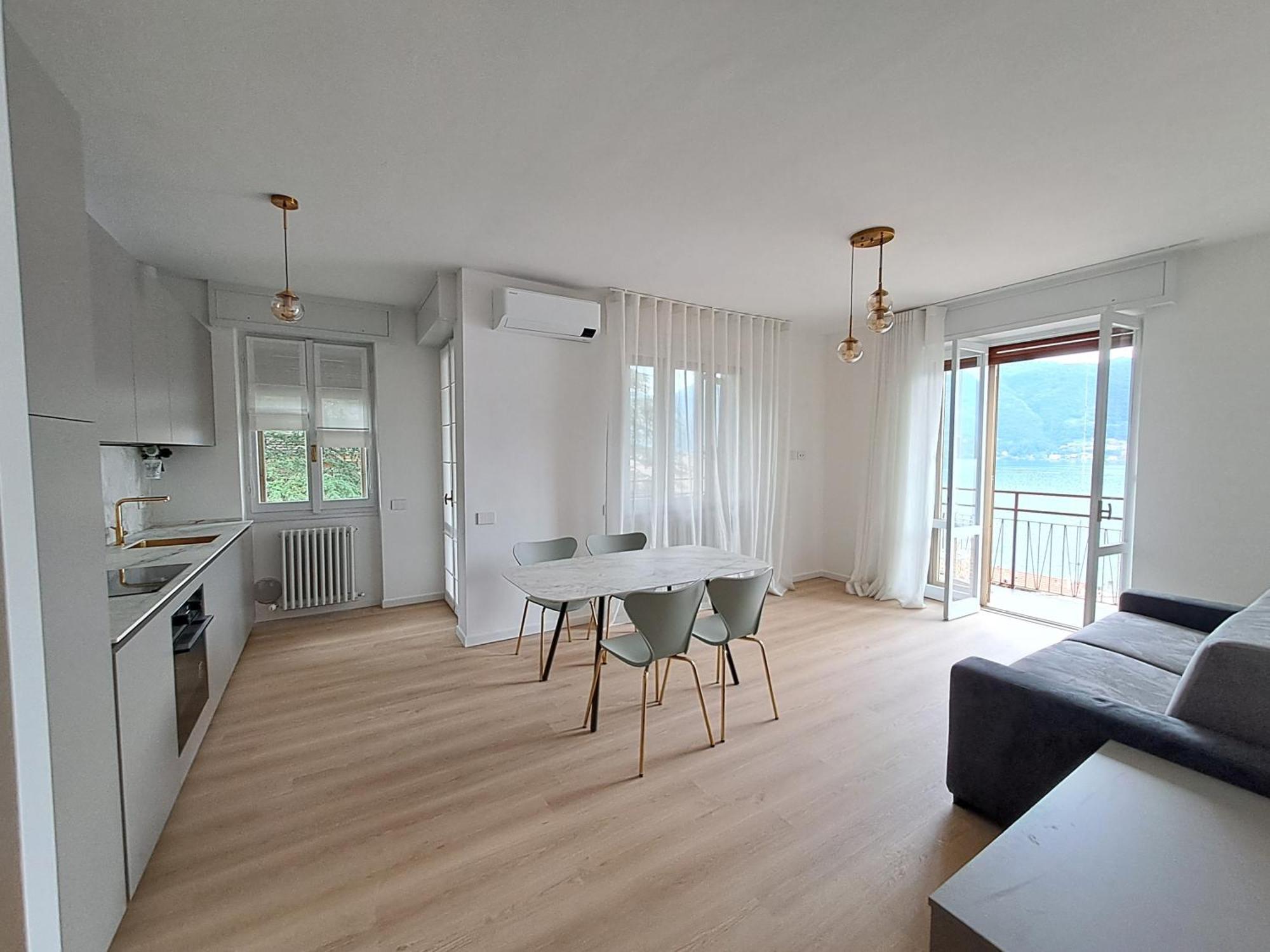 Golden View Apartment *