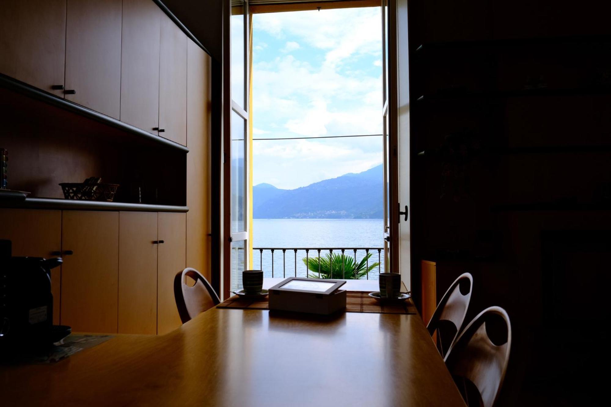 La Casa Di Anna Apartment Varenna