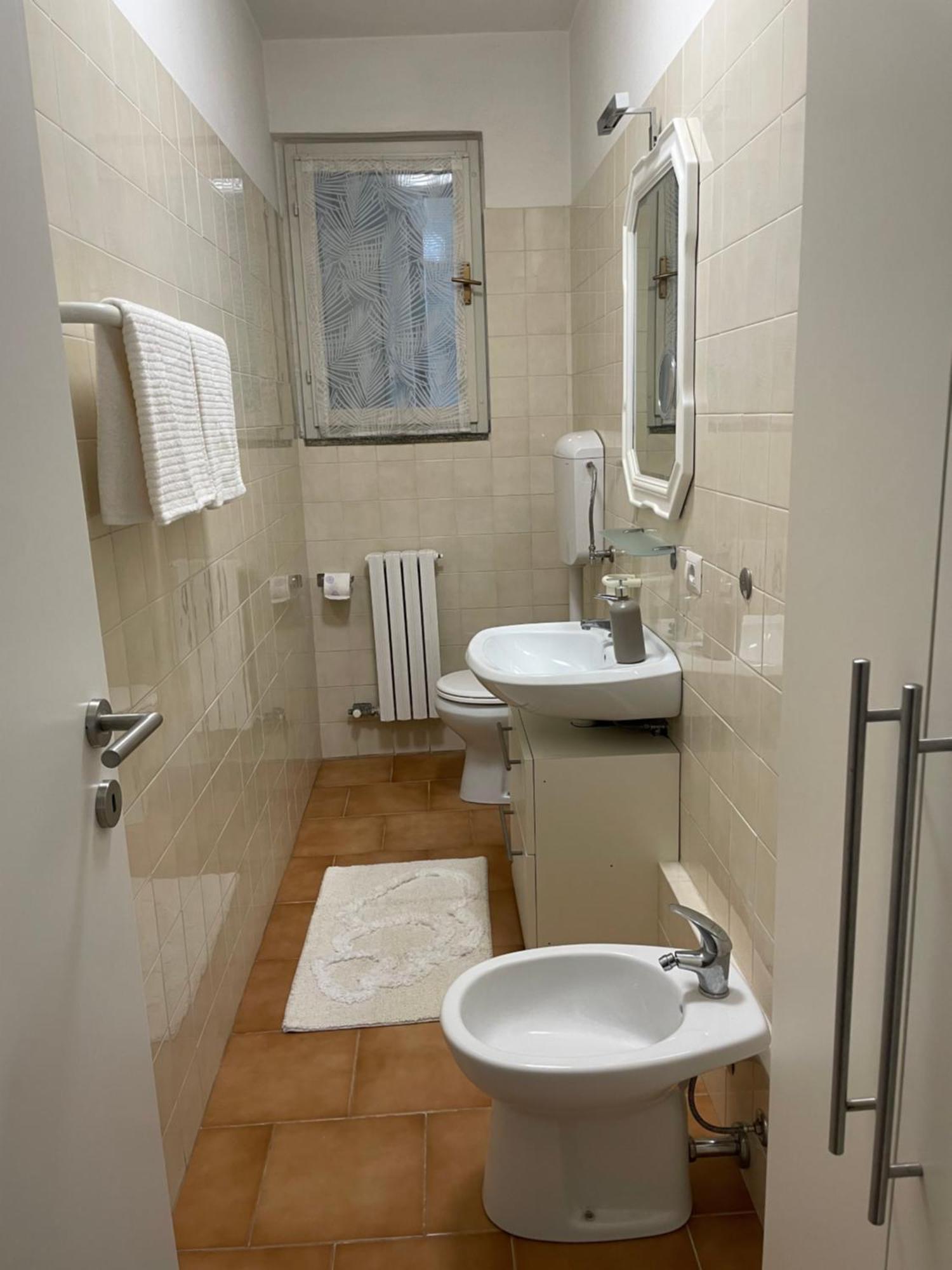Casa Ambra, 50m Vom Comer See, 2 Private Parkplaetze Tremezzo