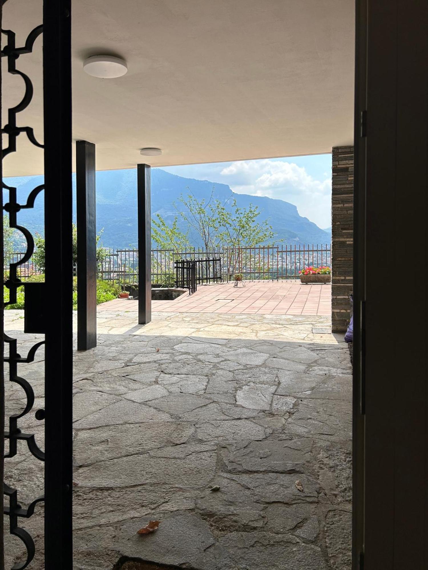 Isabella Apartment Lecco