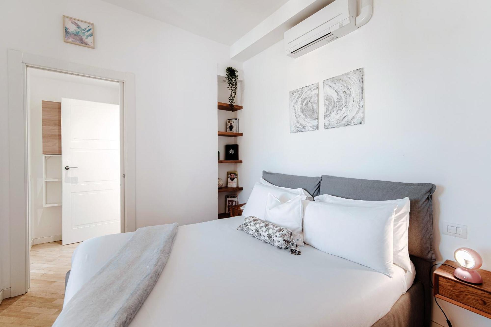 Eye In The Sky - By Myhomeincomo Apartment Como