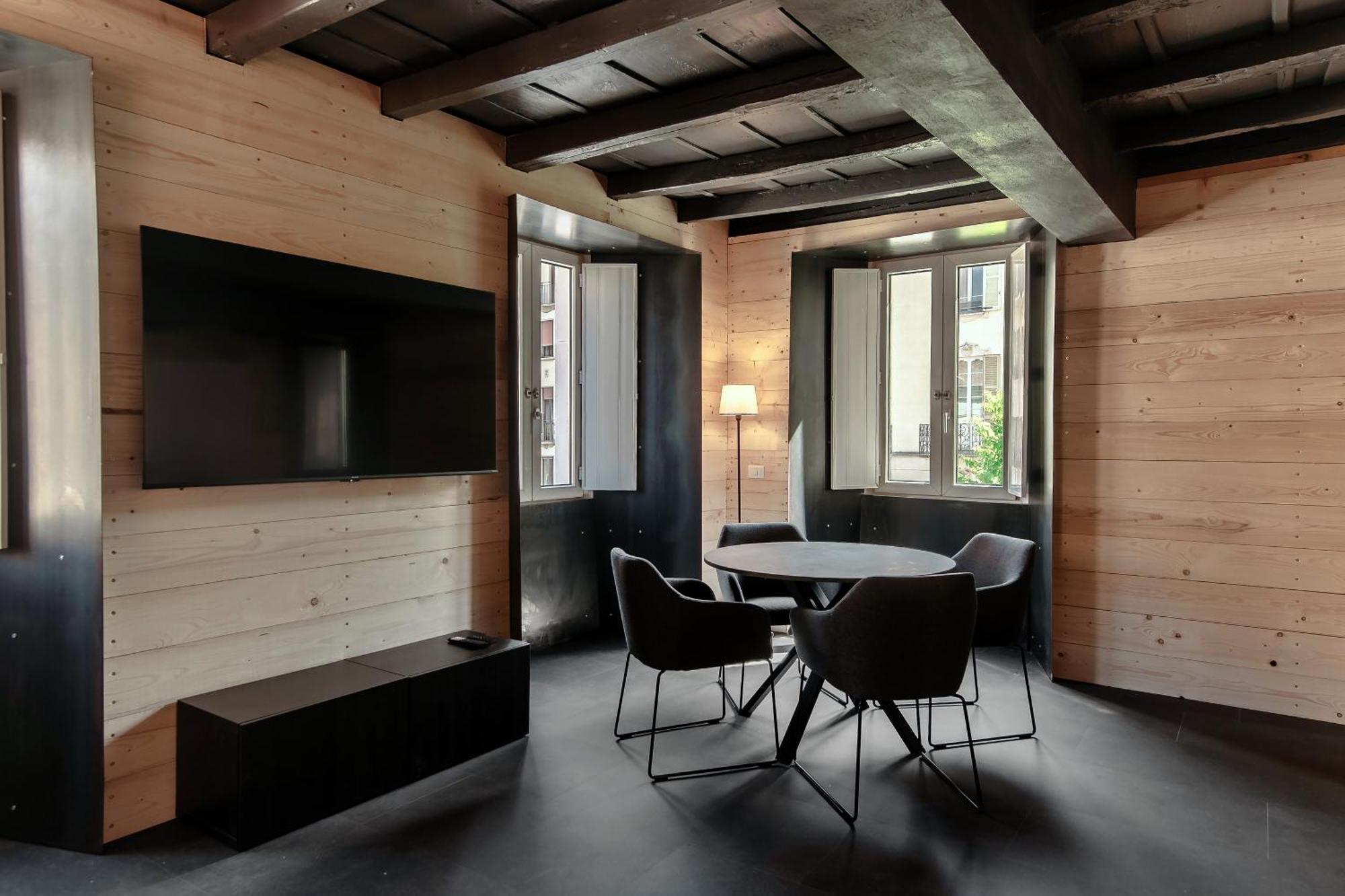 Fitzgerald Building - The House Of Travelers Apartment Como