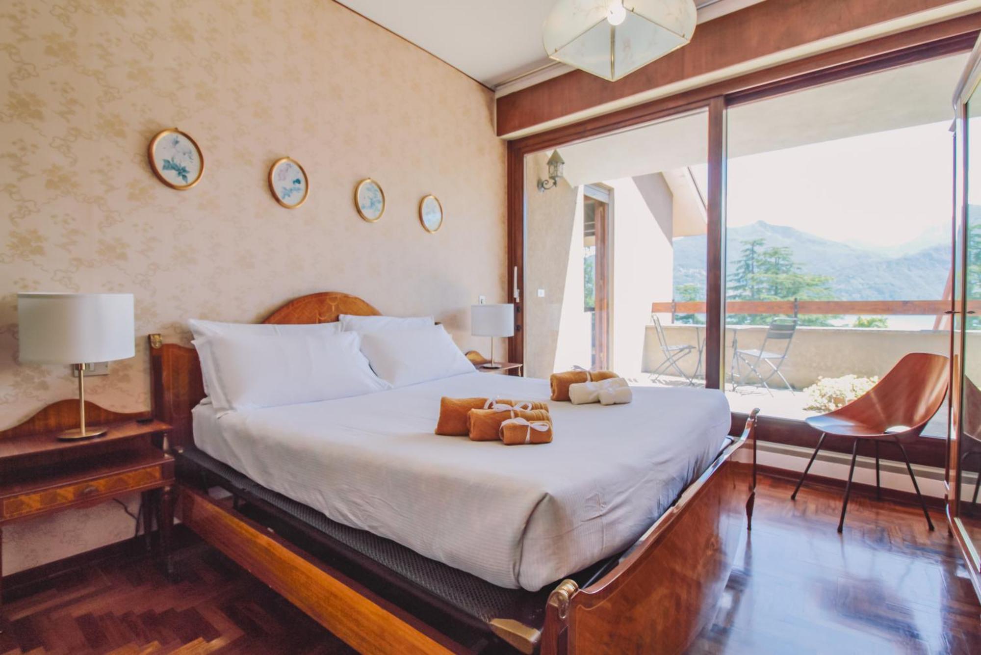 Vintage Apartment