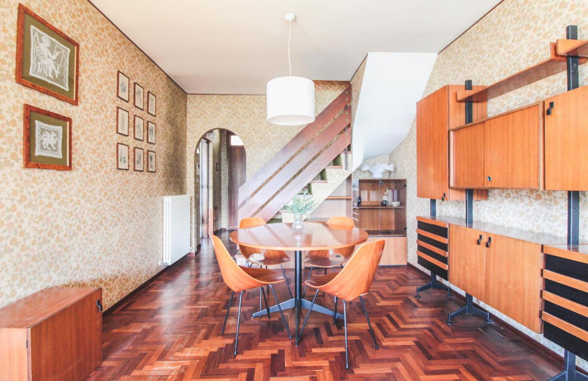 Apartment Vintage