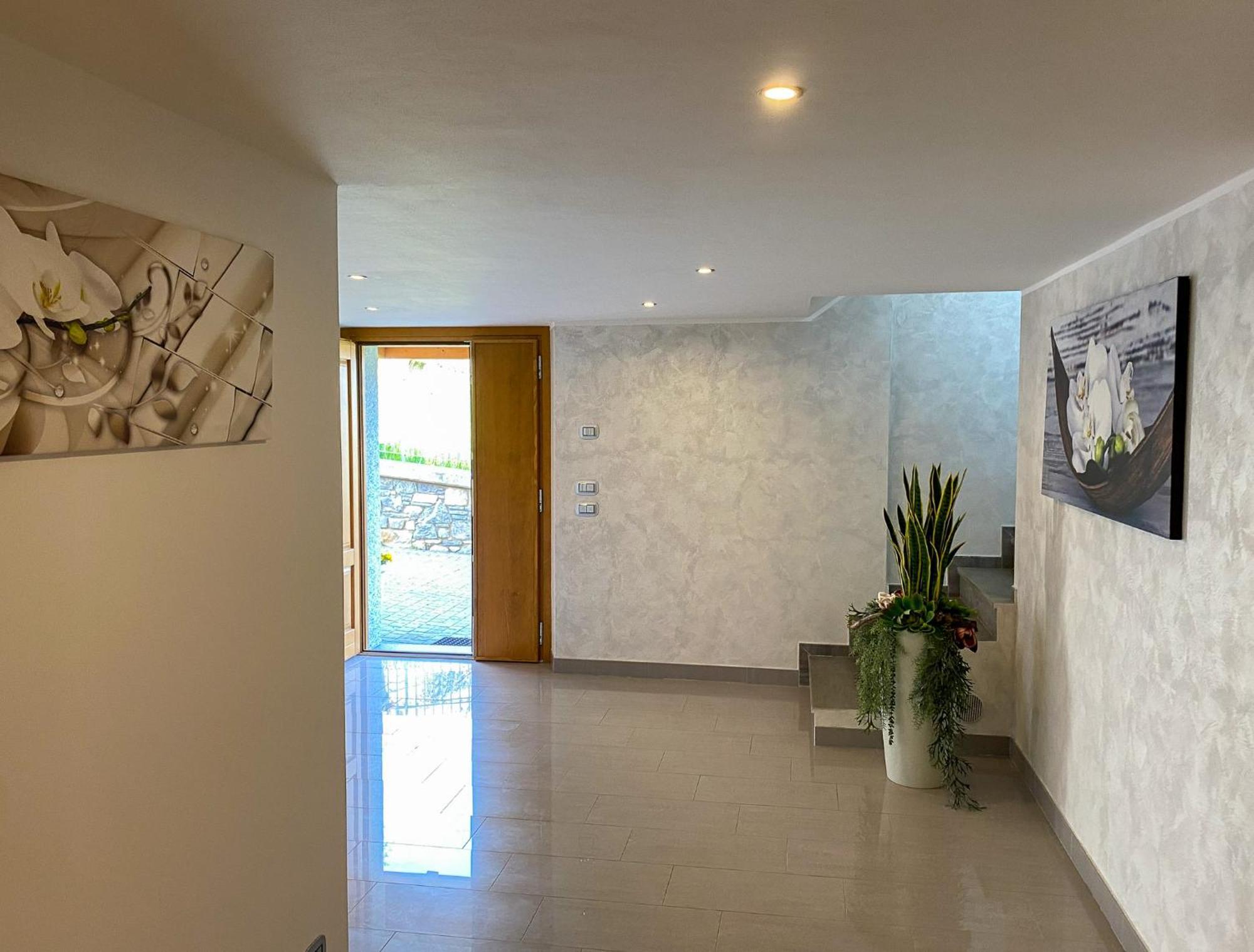 Piccola Orchidea Piccola Orchidea Finestra Sul Lago Apartment *