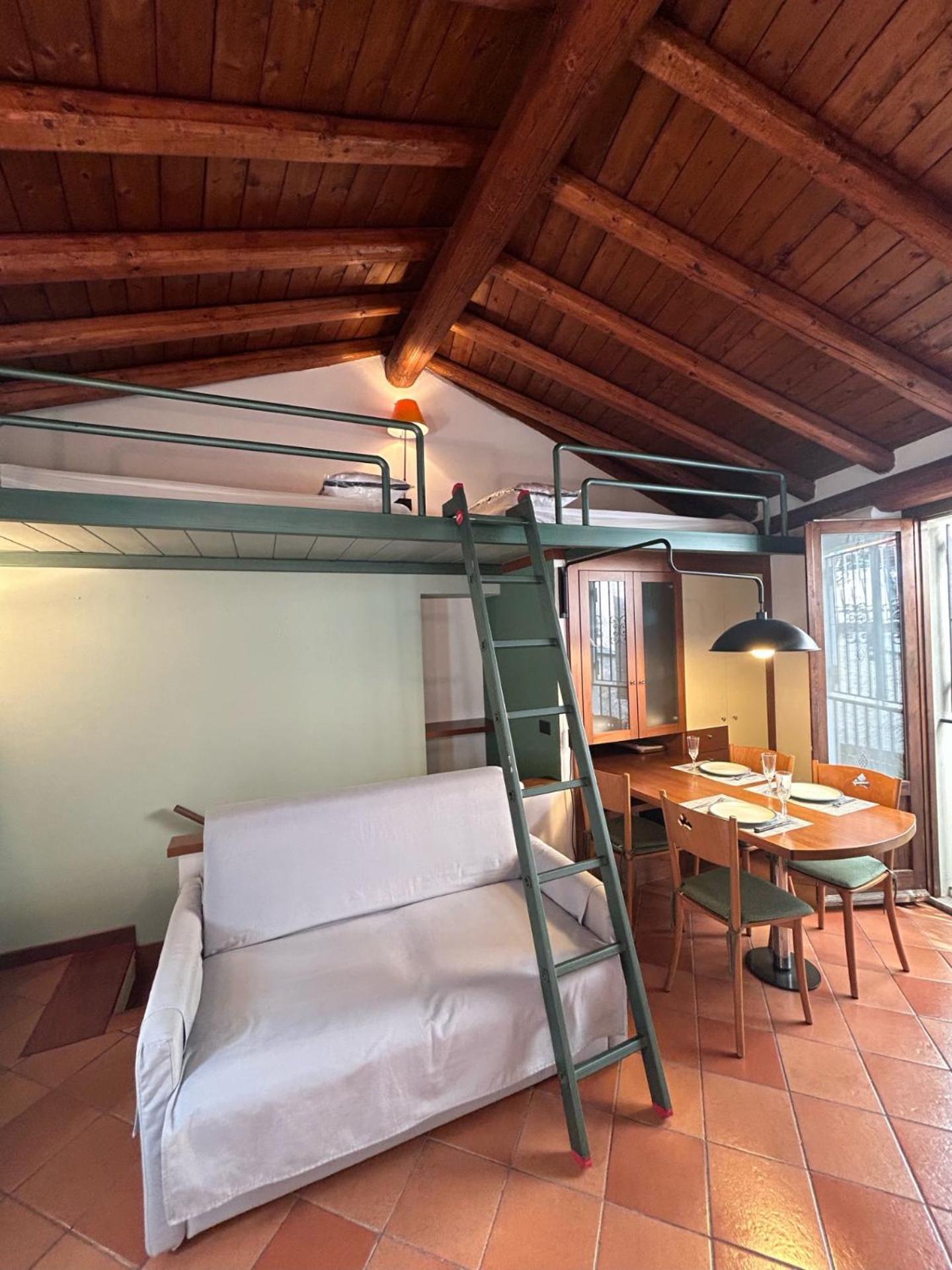 Casa Borgo Holiday home *