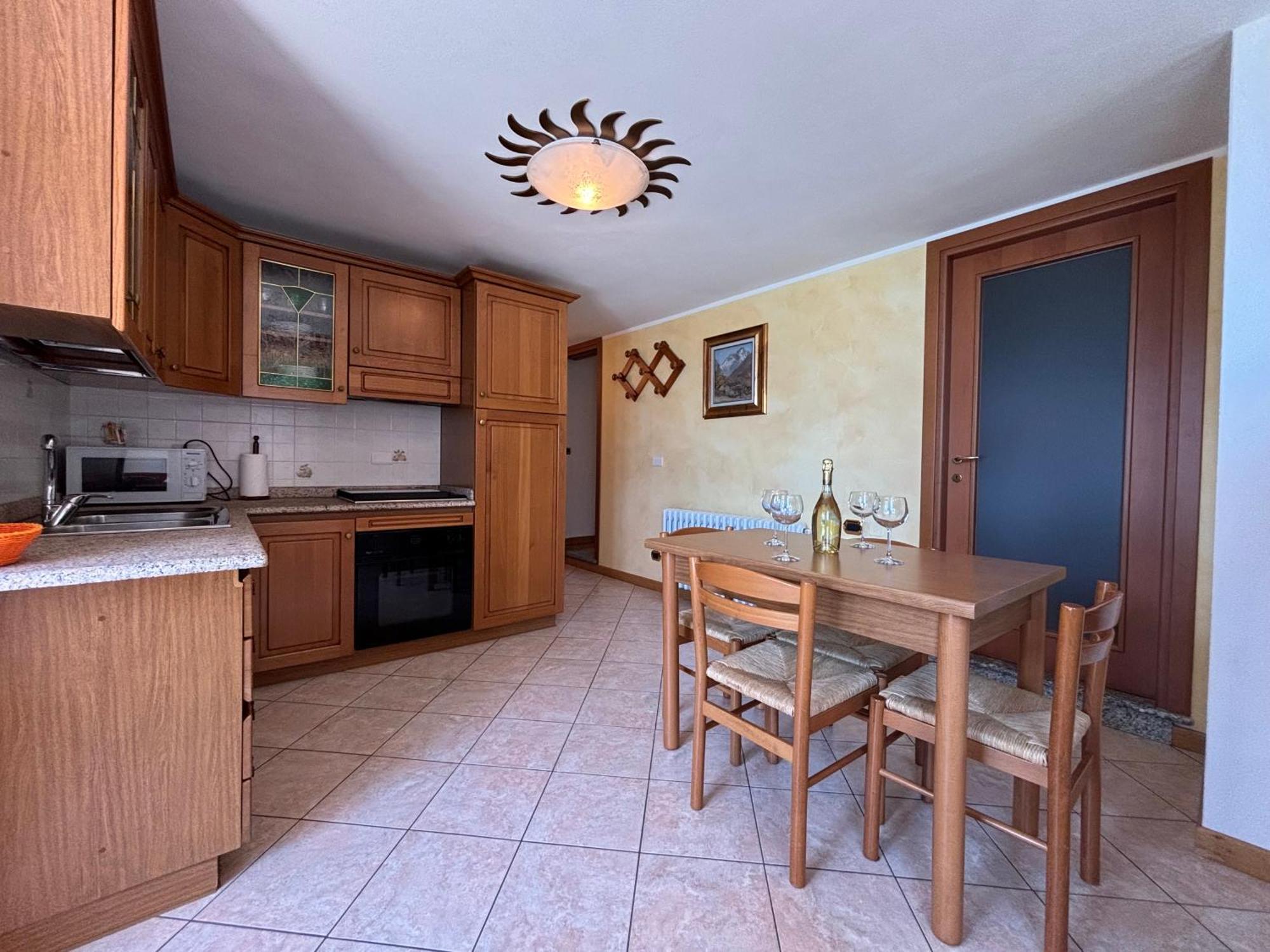 Casa Renato Lake View - Larihome A66 Apartment Gravedona