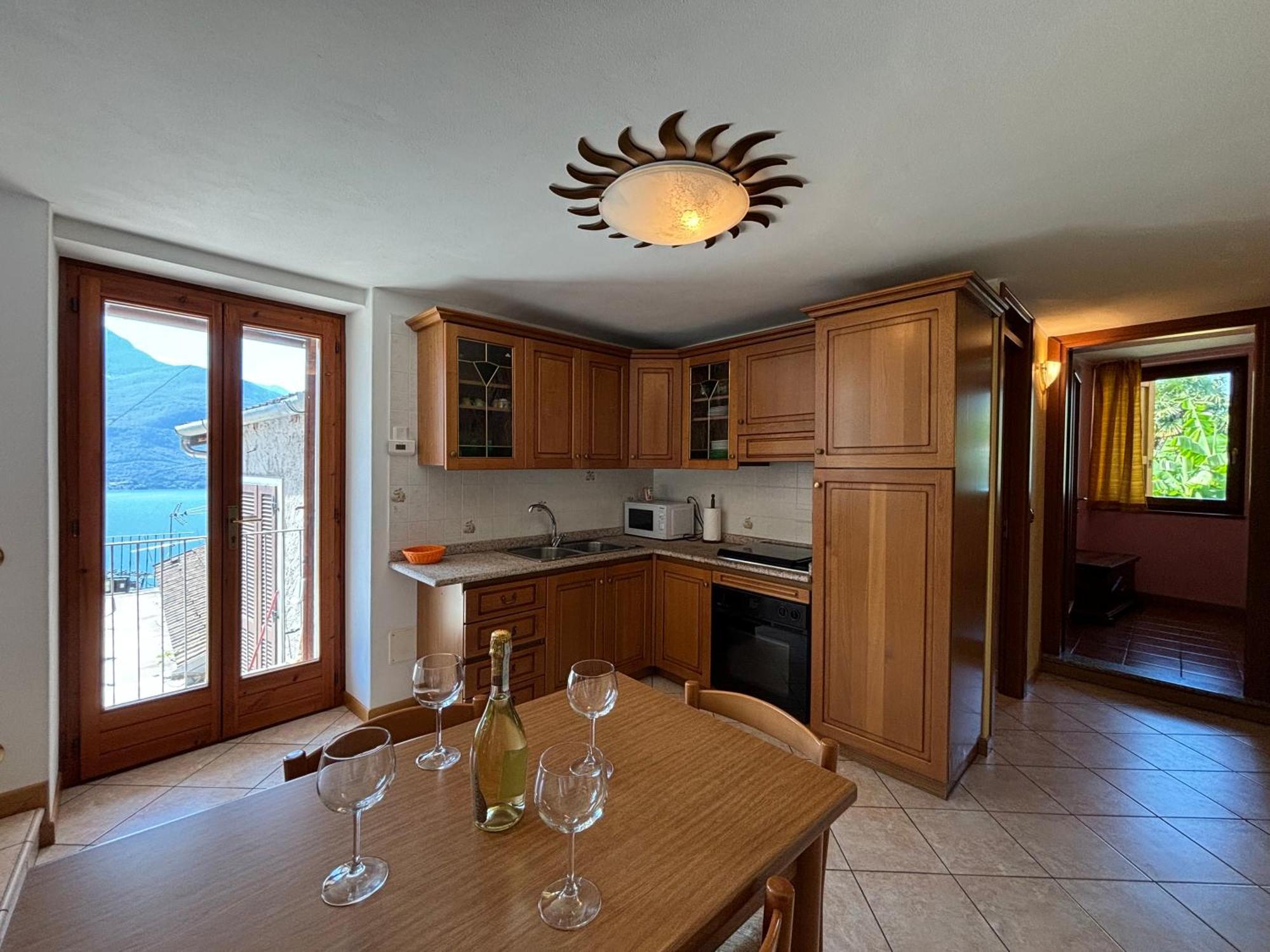 Casa Renato Lake View - Larihome A66 Apartment