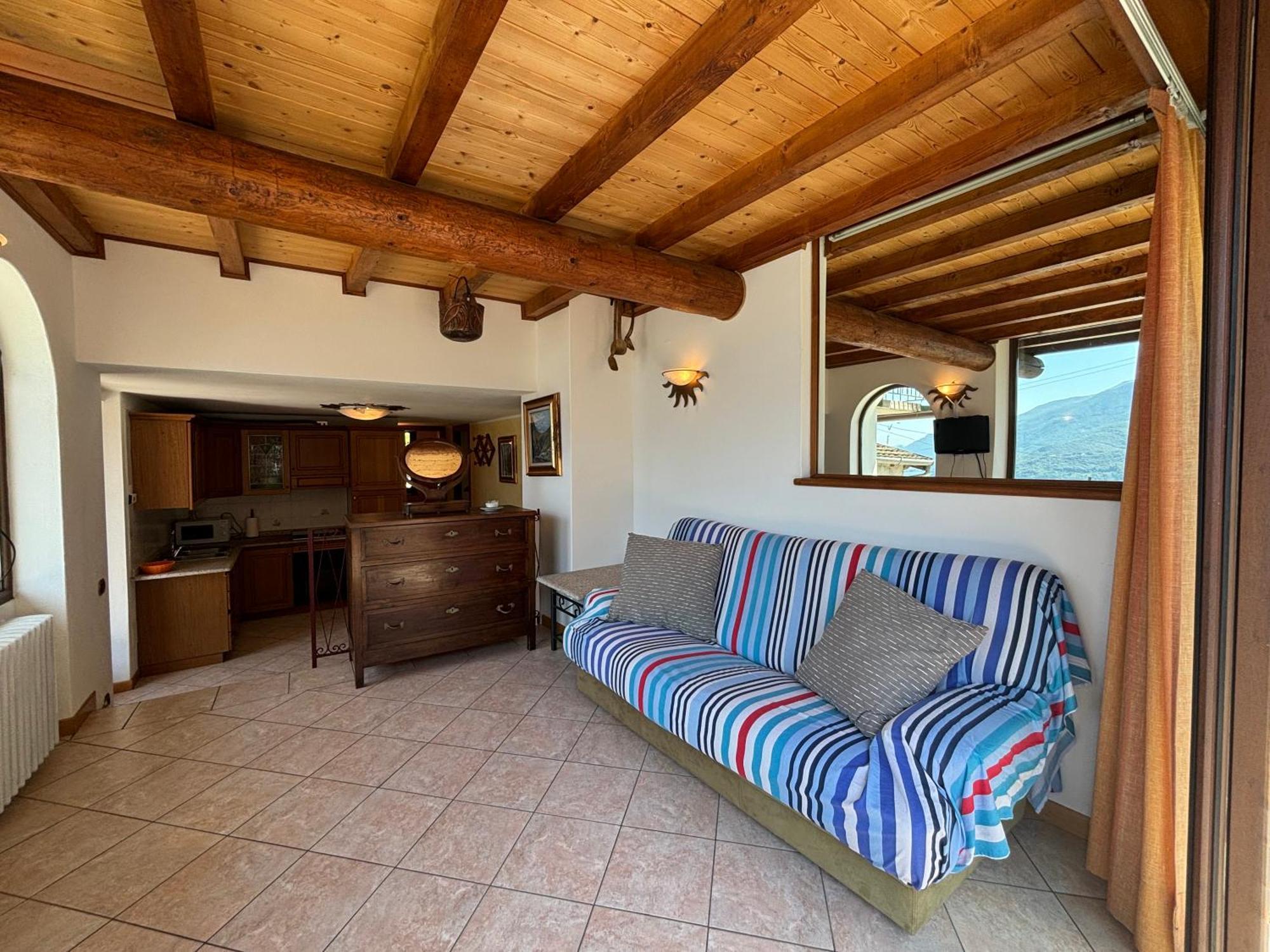 Casa Renato Lake View - Larihome A66 Apartment *