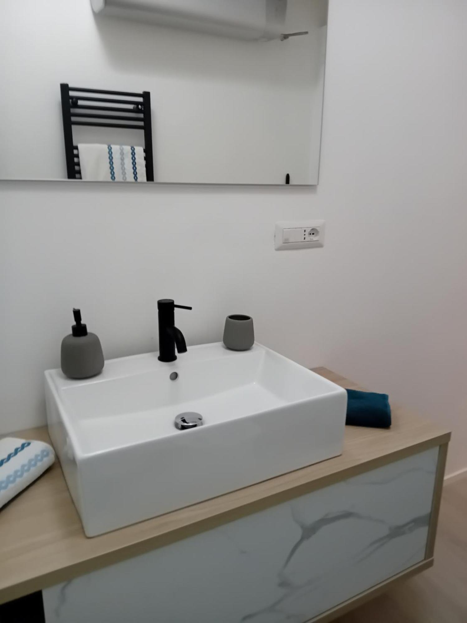 Apartment History Luxury By Revenue House