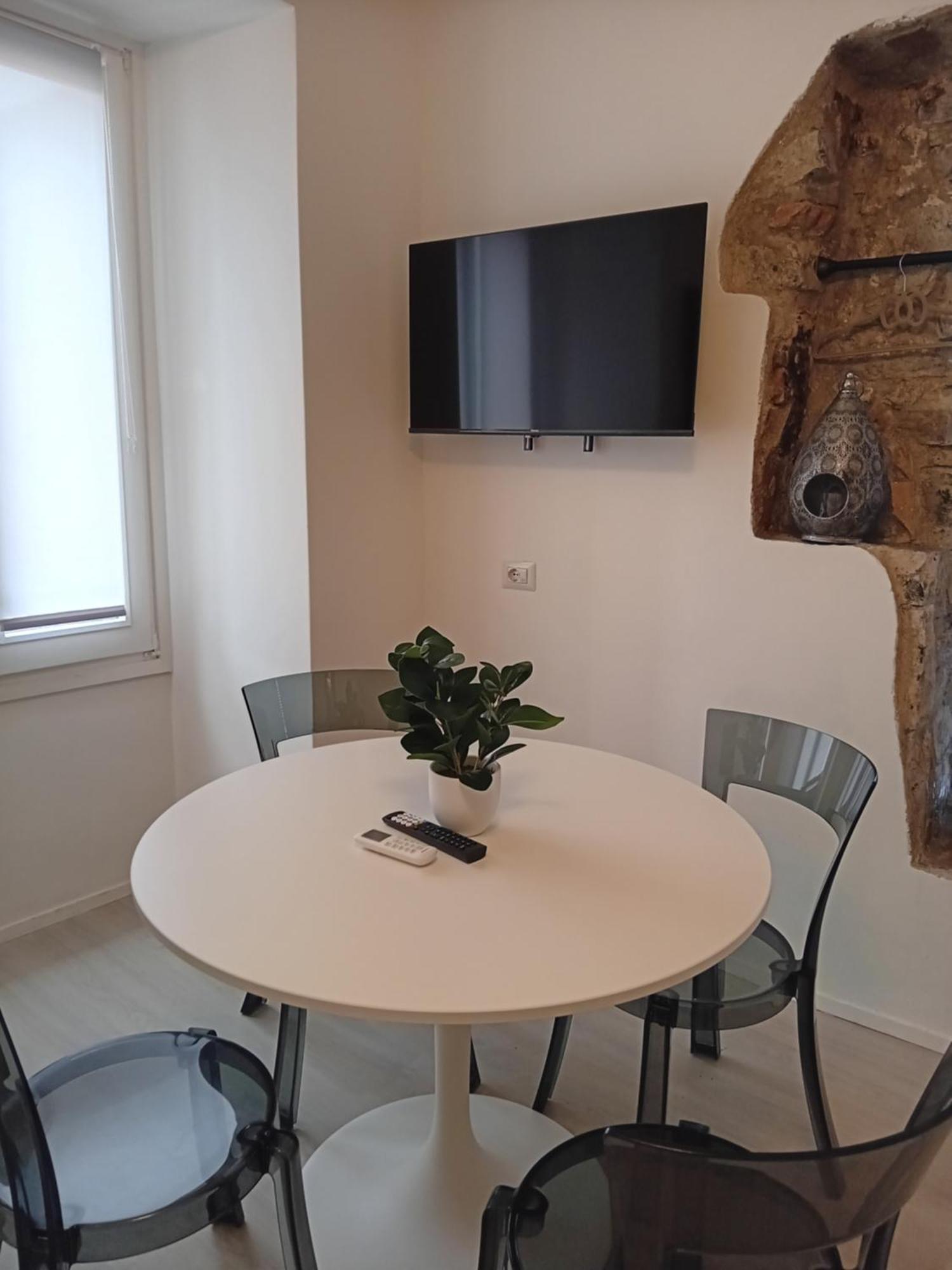Apartment History Luxury By Revenue House