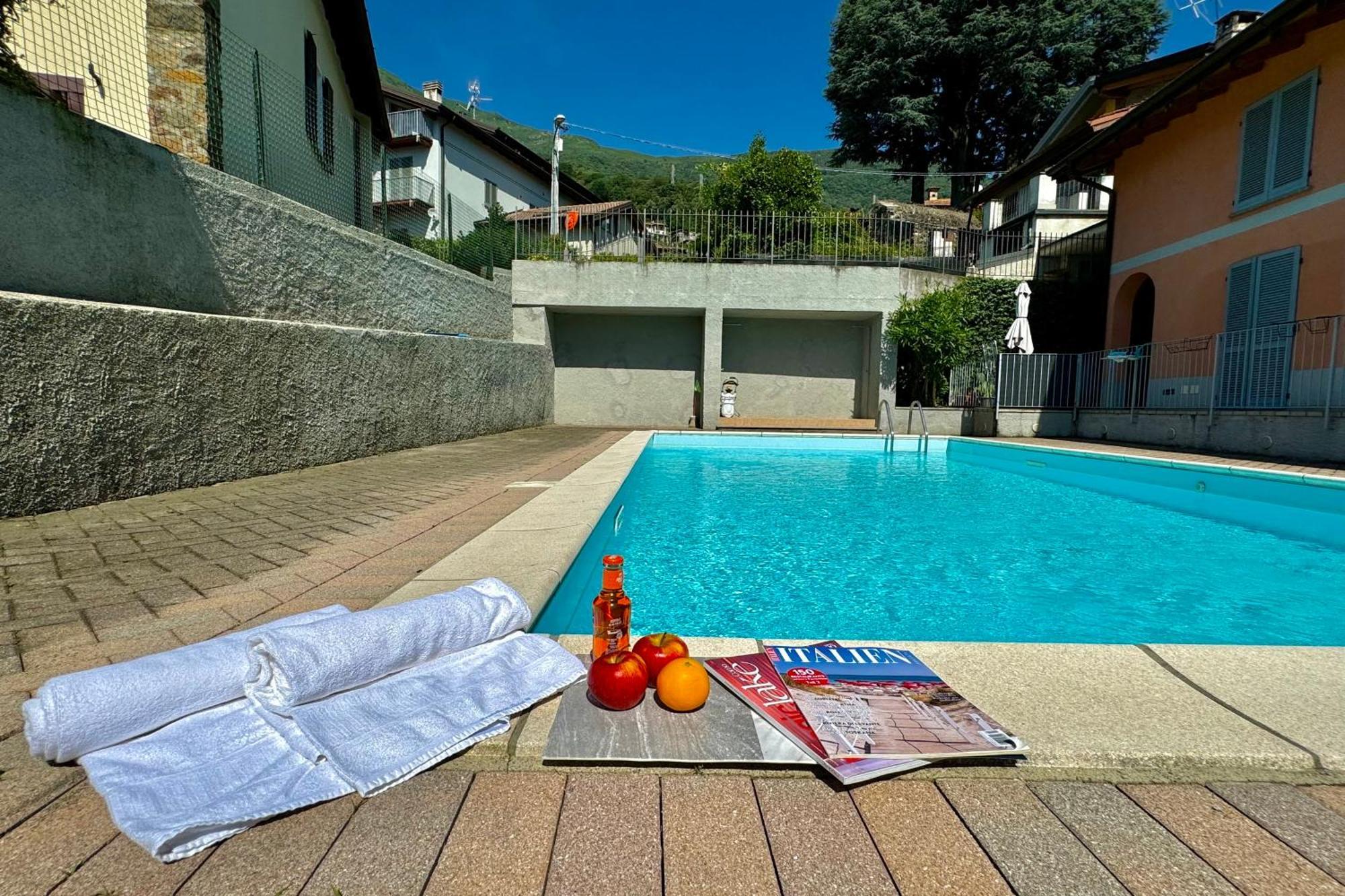 Pianello Charming View Apartment