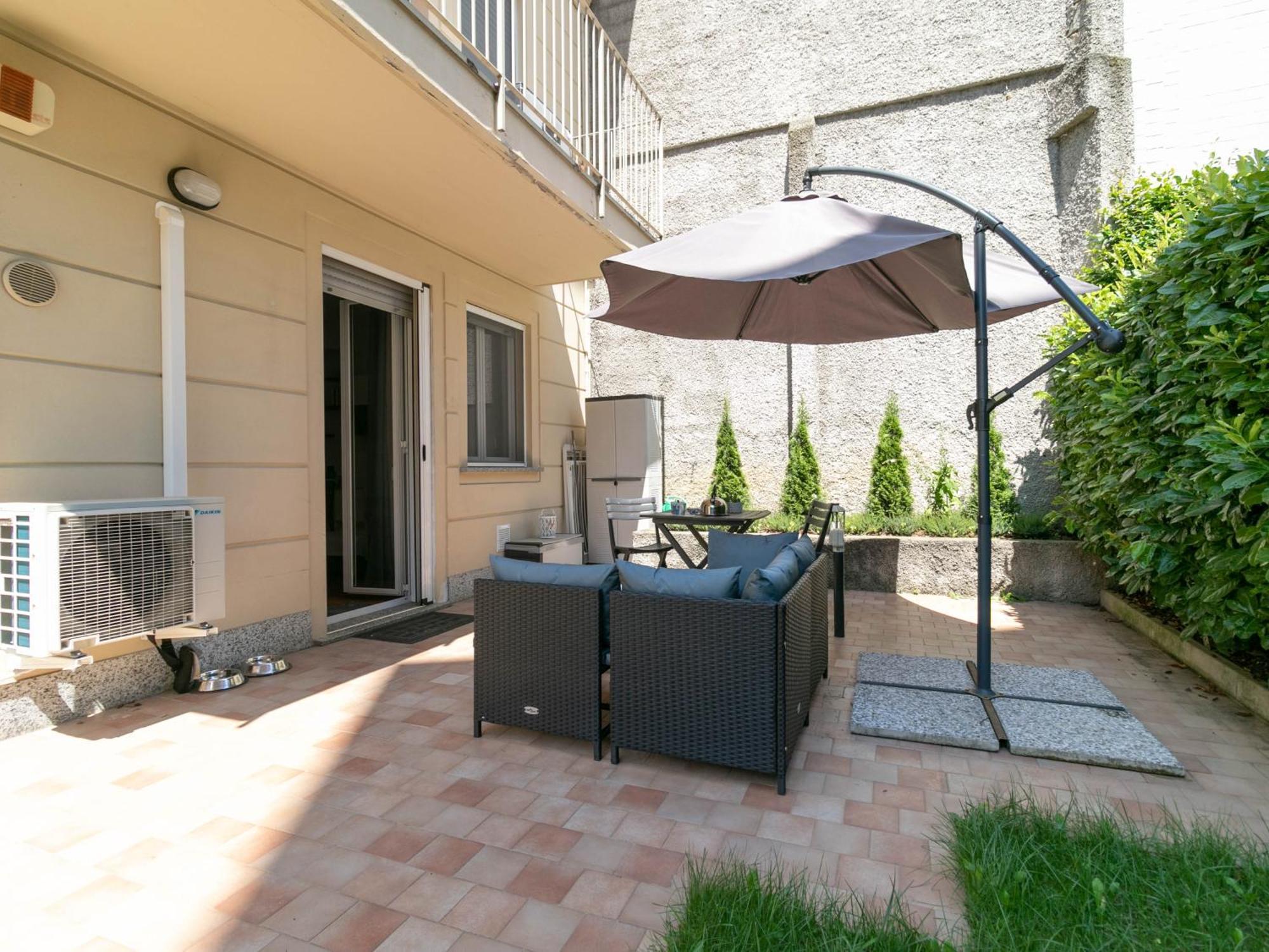 Welcomely - Violet House & Garden Apartment Lecco