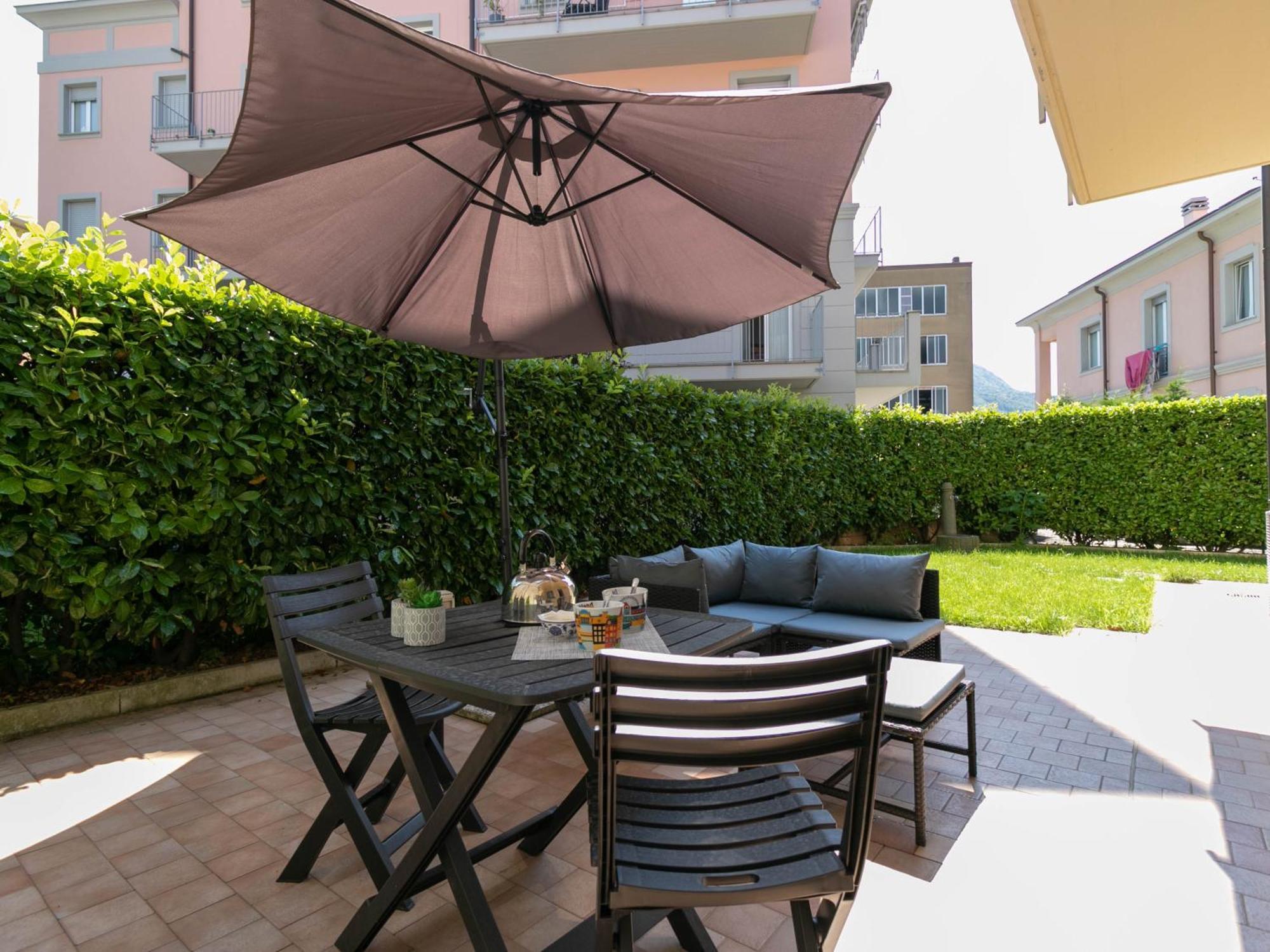 Welcomely - Violet House & Garden Apartment