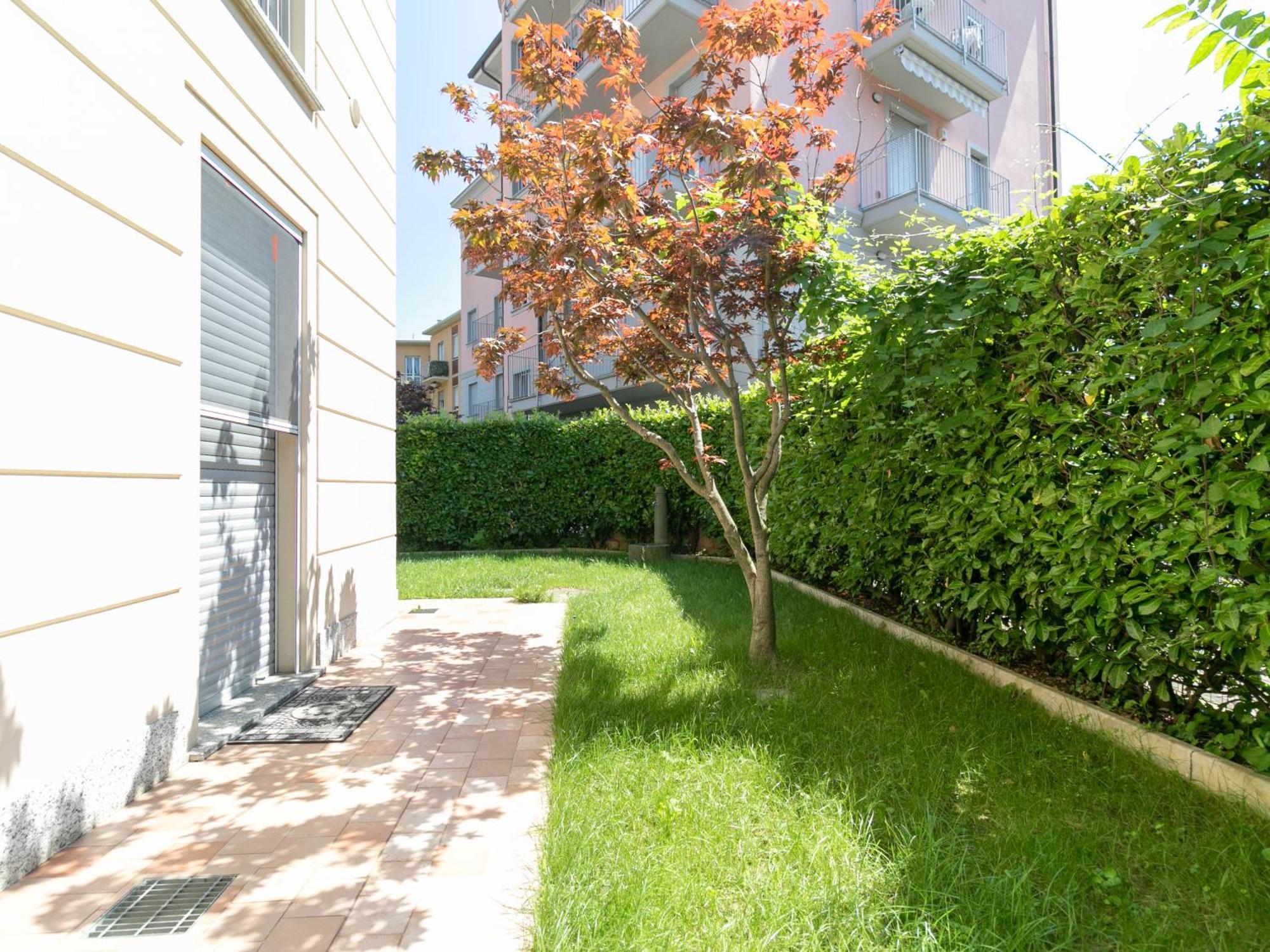 Apartment Welcomely - Violet House & Garden *