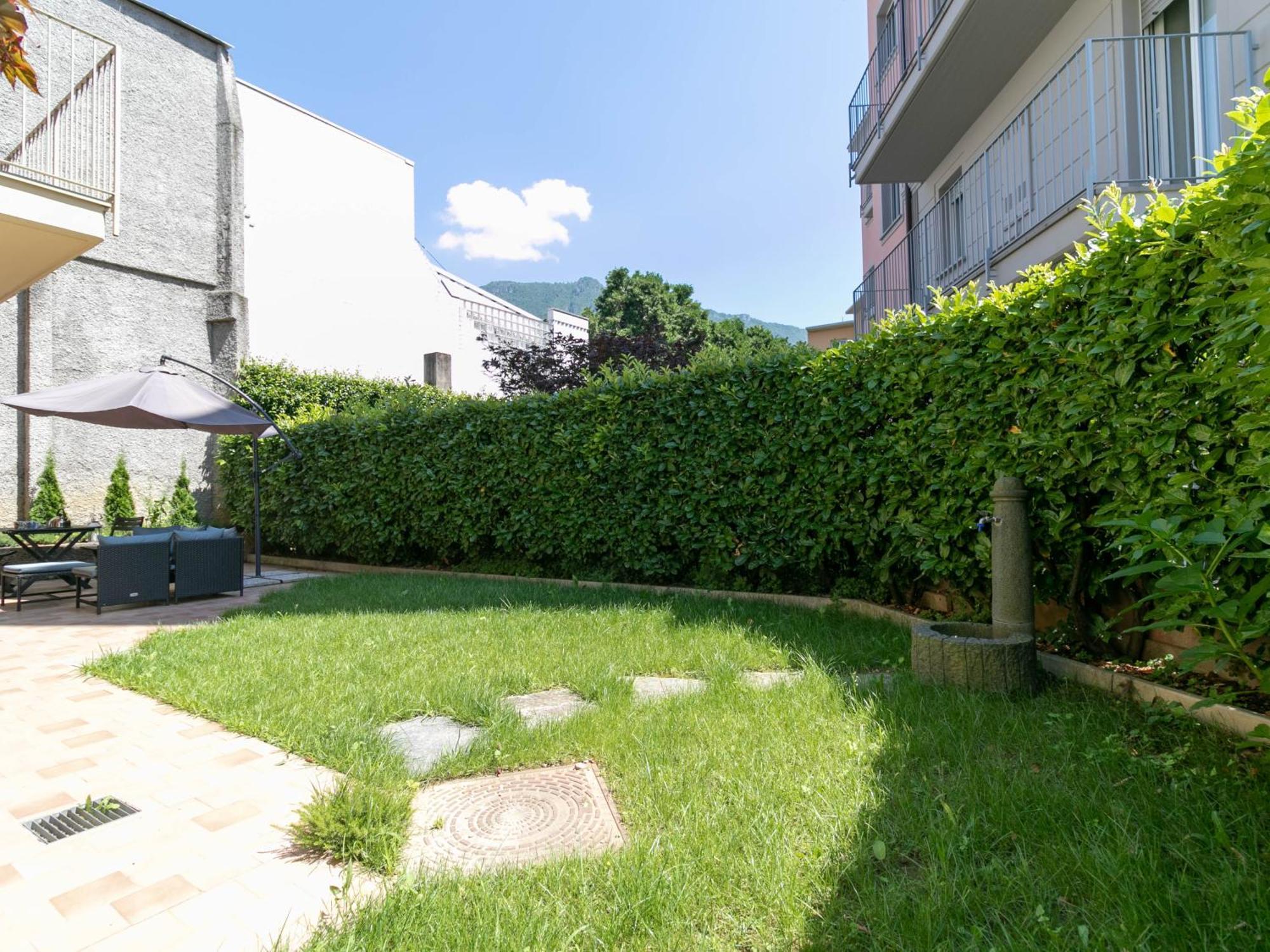 Welcomely - Violet House & Garden Apartment Lecco