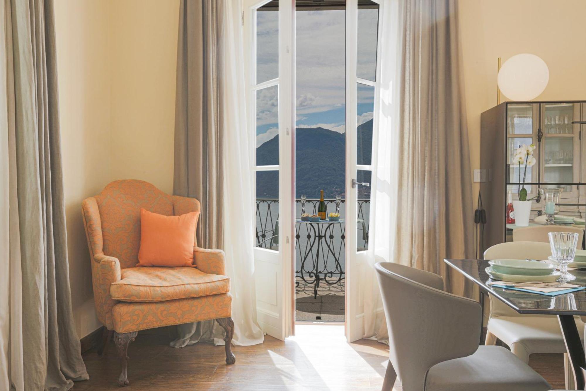 Villa La Wally - 4 Bedroom With Pool & View *