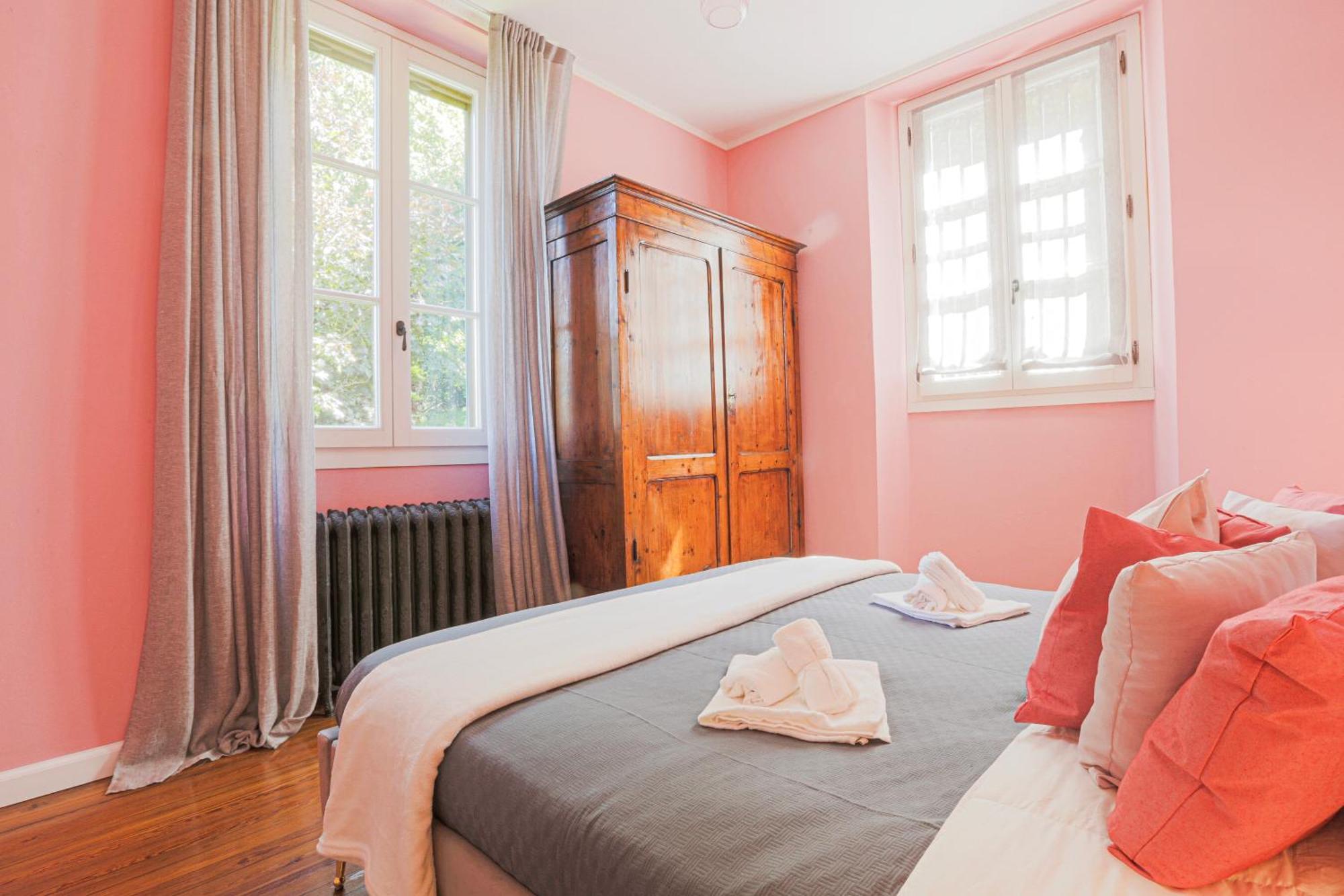 Villa La Wally - 4 Bedroom With Pool & View Bellano