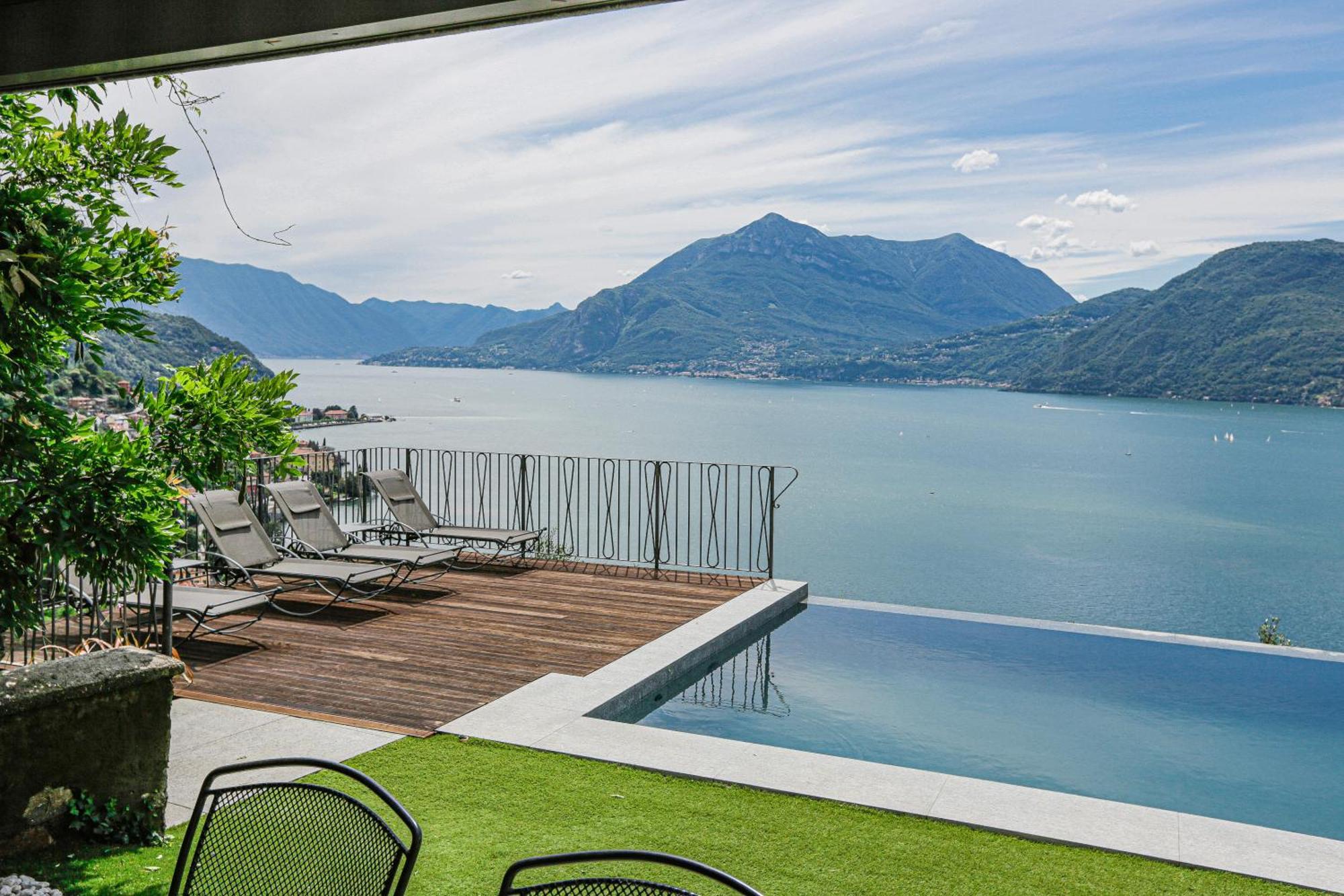 Villa La Wally - 4 Bedroom With Pool & View *