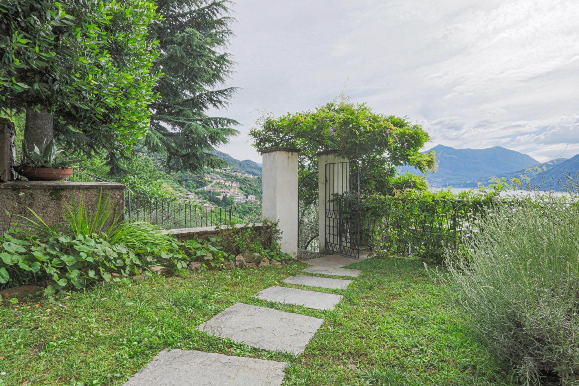La Wally - 4 Bedroom With Pool & View Villa