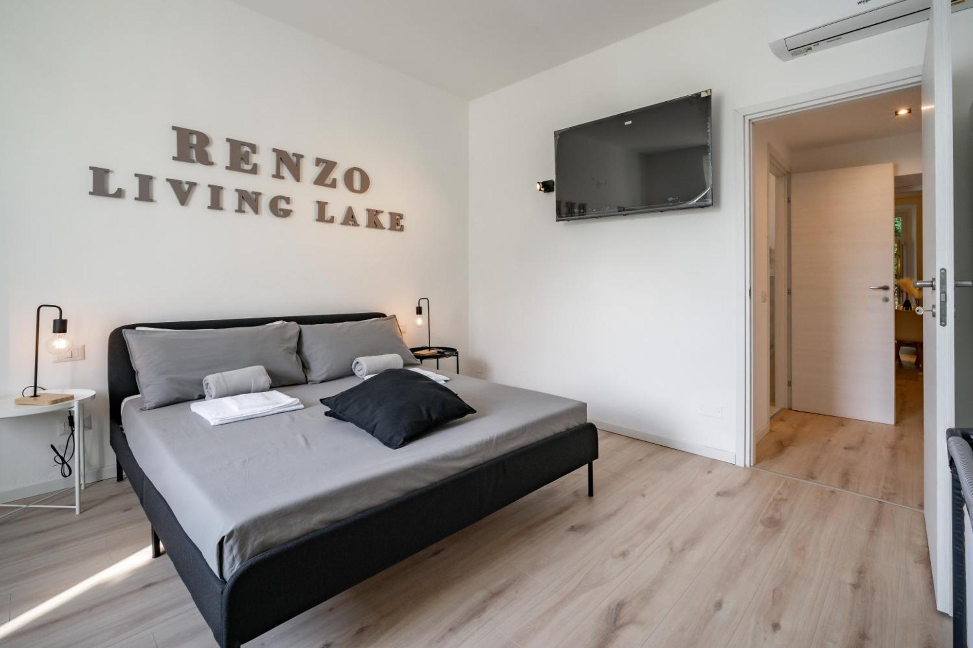 Renzo & Lucia Living * Malgrate