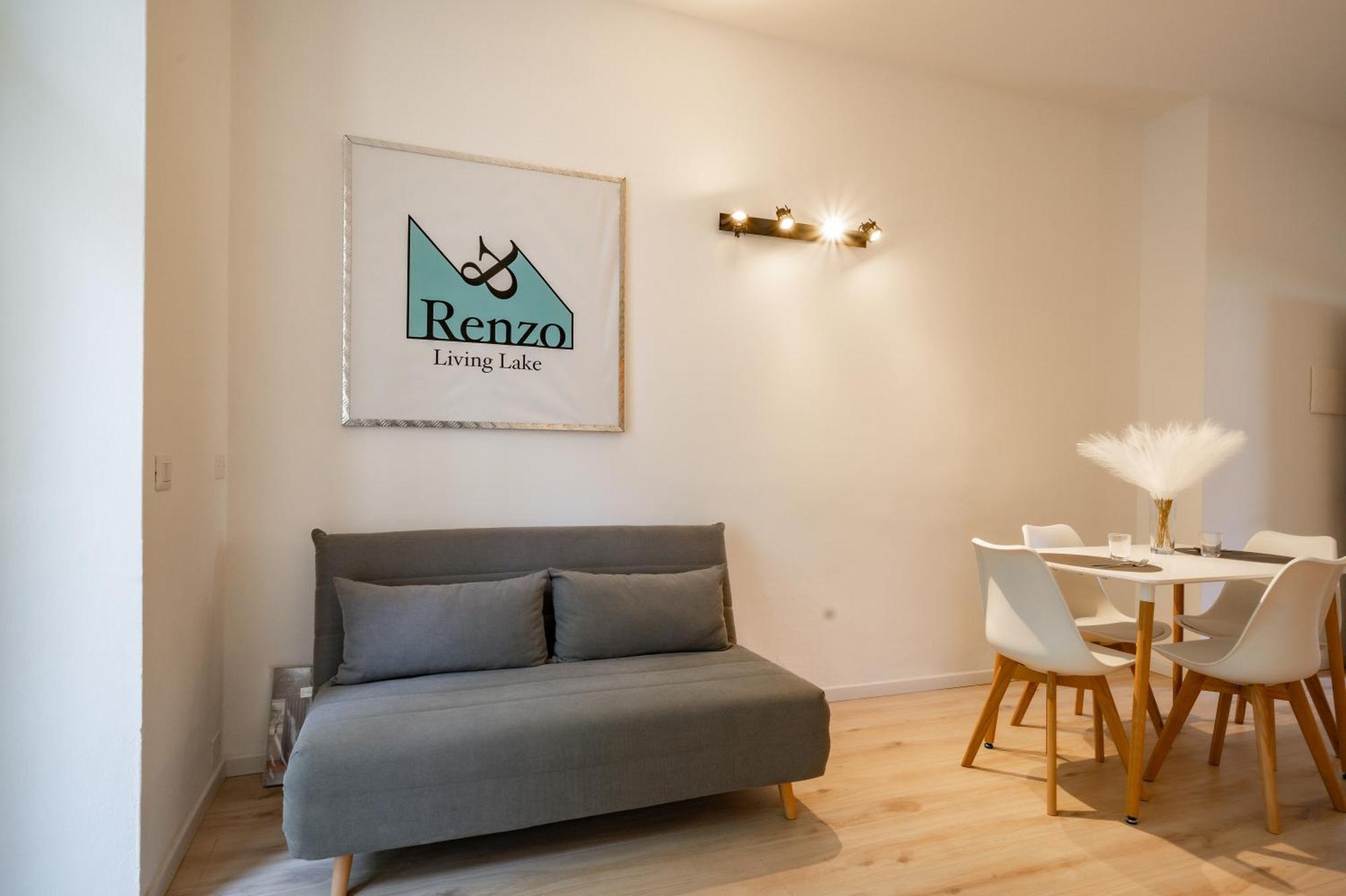 Renzo & Lucia Living * Malgrate