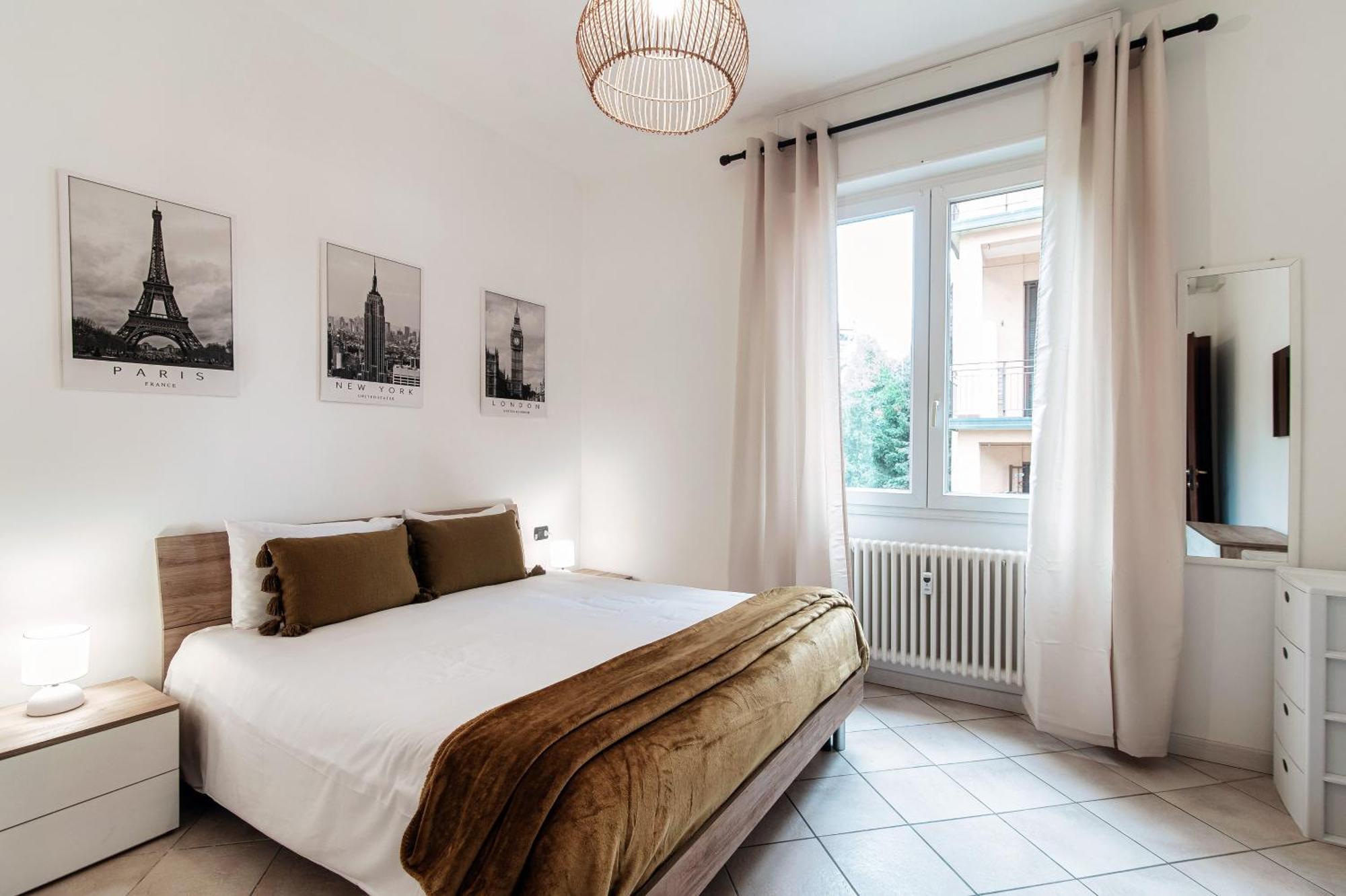 Zamenhof 9 - By Myhomeincomo Apartment