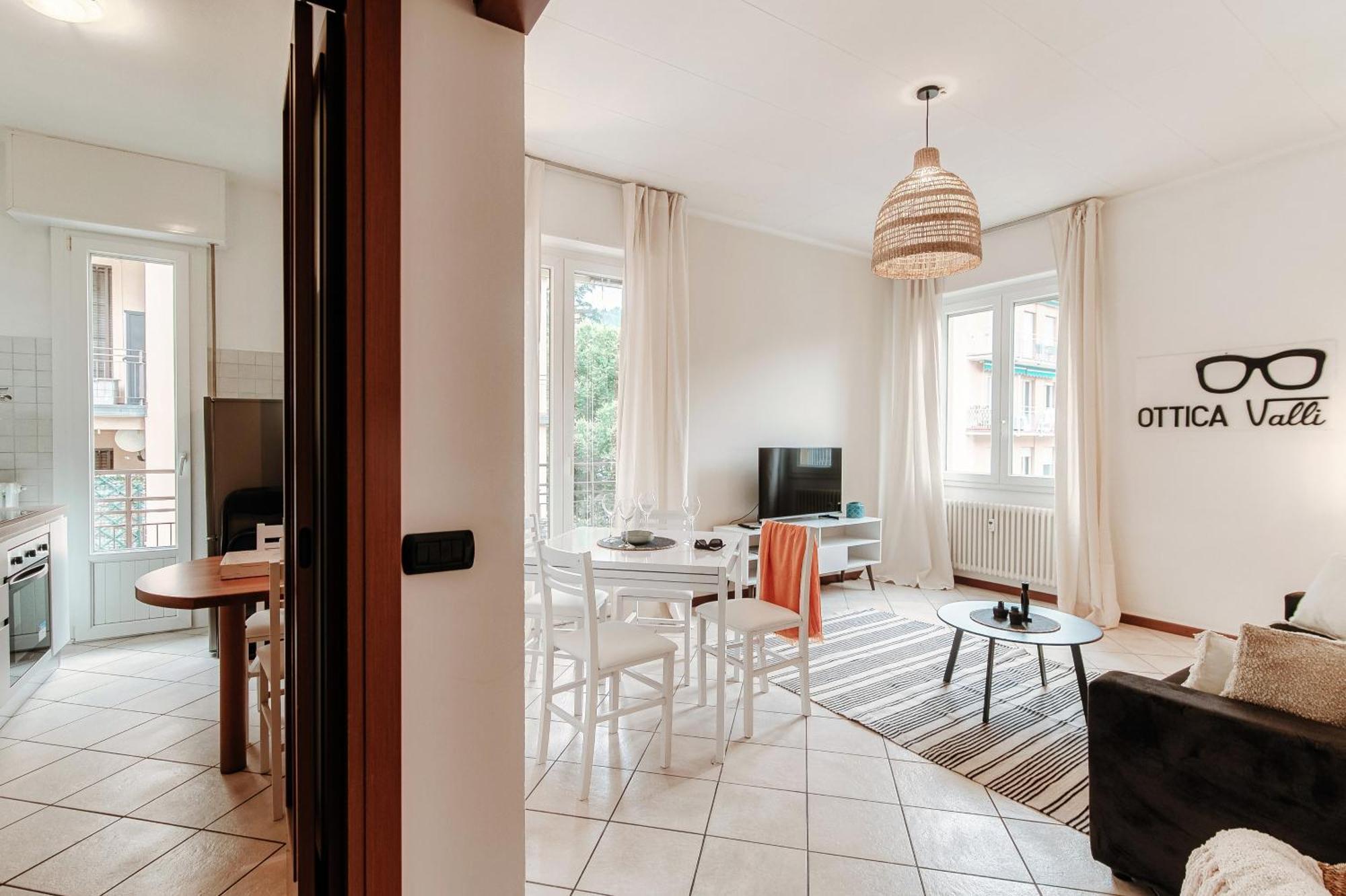 Zamenhof 9 - By Myhomeincomo Apartment *