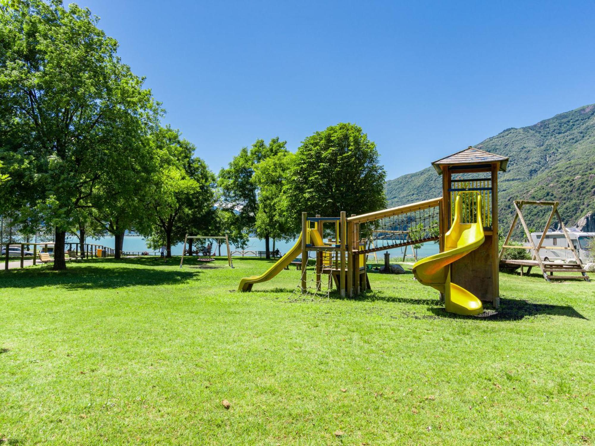 Brezza Di Lago-3 By Interhome *