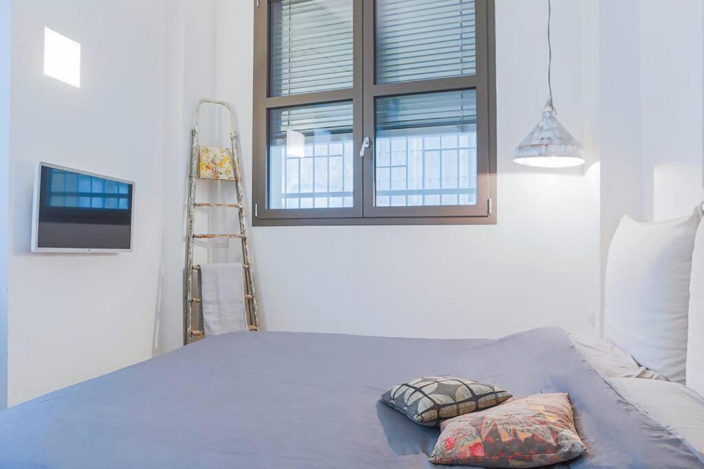 Cozy In The Heart Of * Como