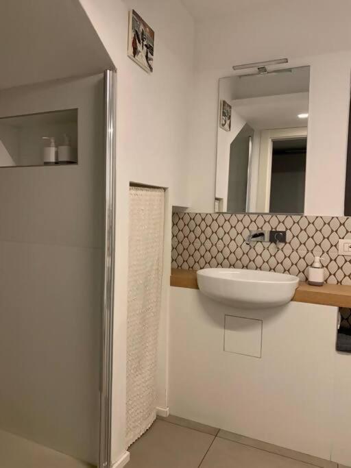 Cozy In The Heart Of Guest house Como