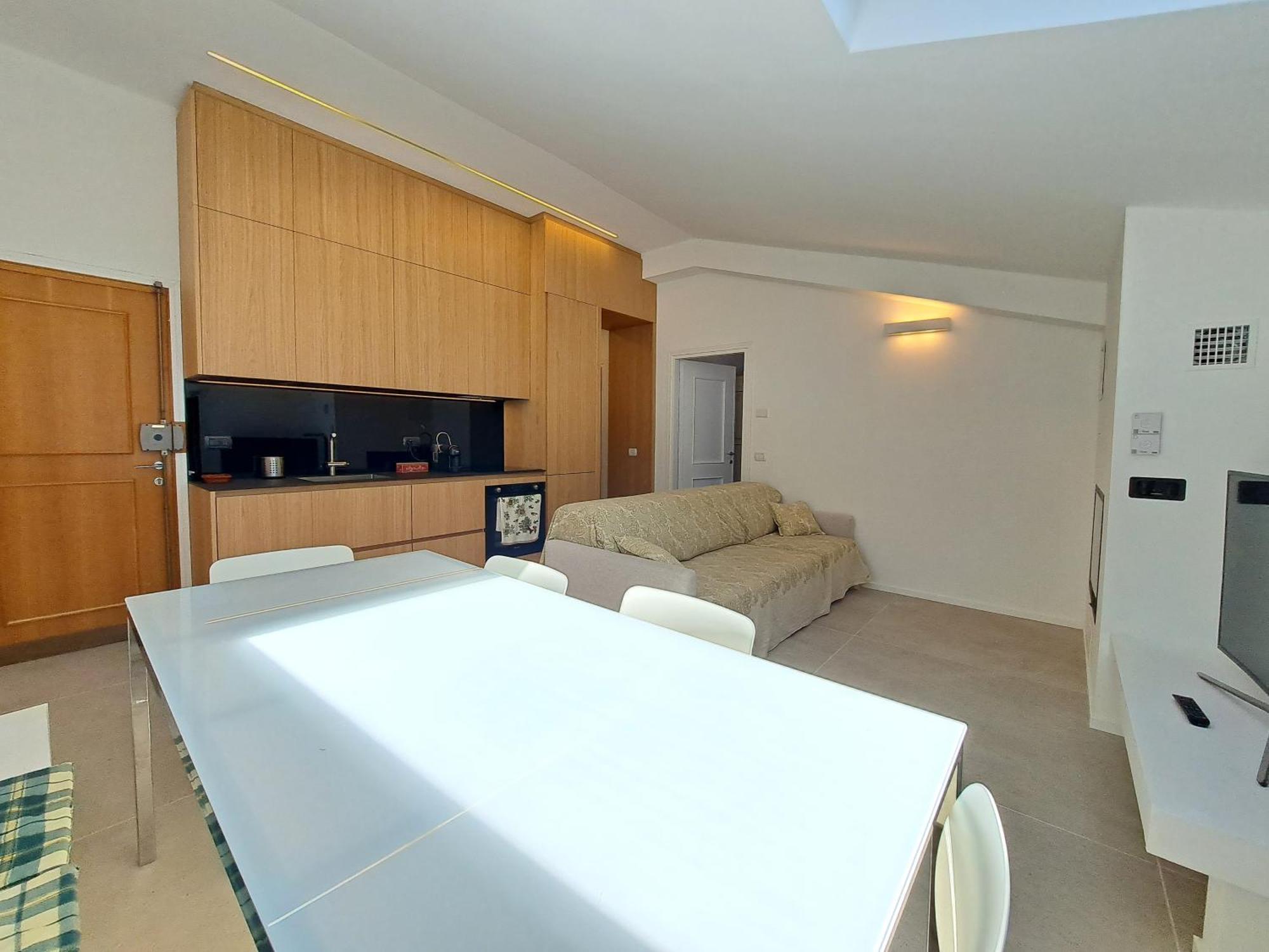 Immobillario - Regina Del Lago Apartment *