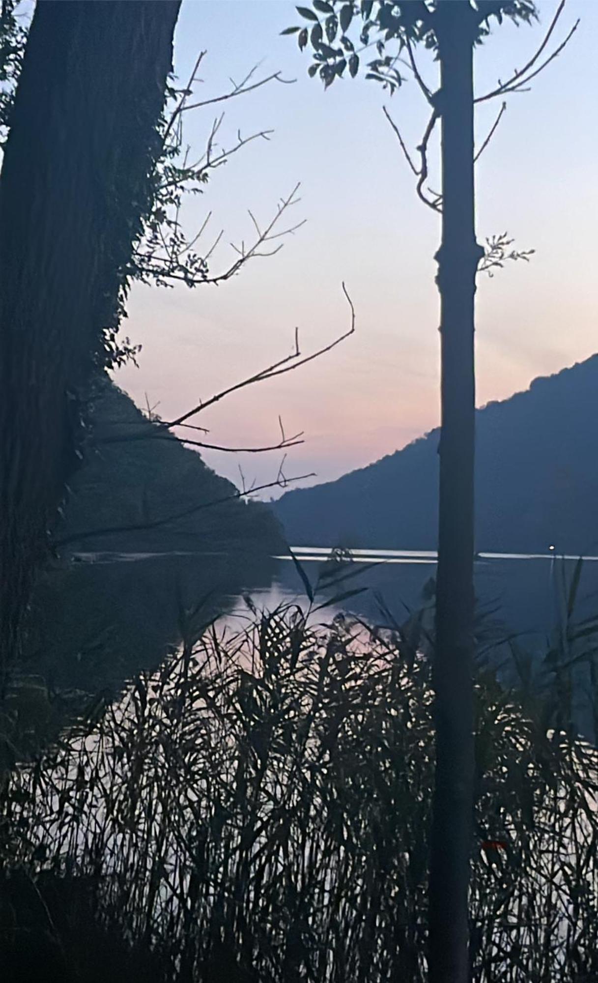 Laghi Di Di Licinia E Mario