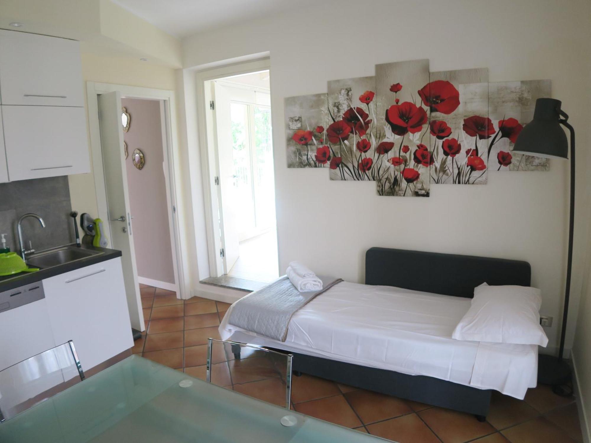 A Nest 4 Family Erba