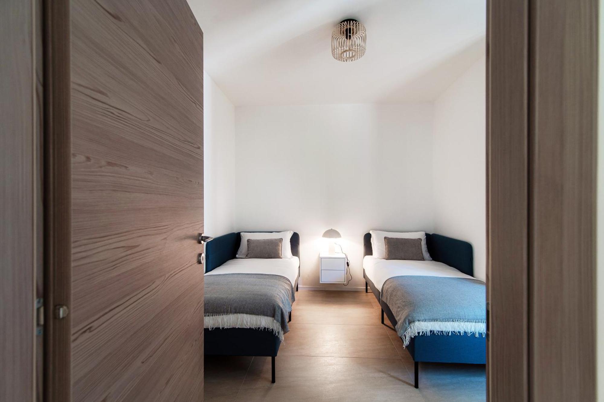 Apartment Lario By Quokka 360 - With Parking Next To Como