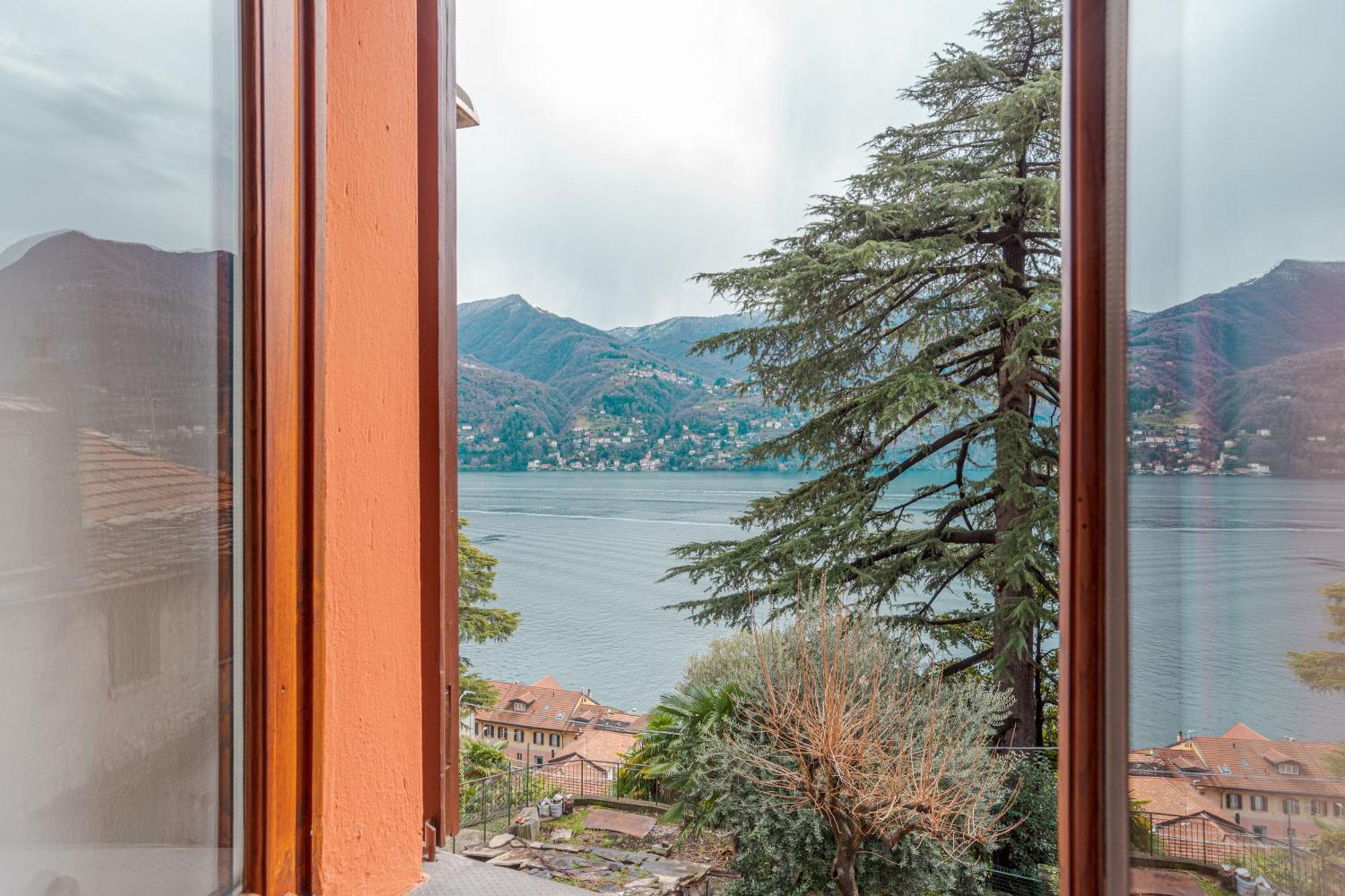 Apartment Maison Laghee-bright With Balcony, View!