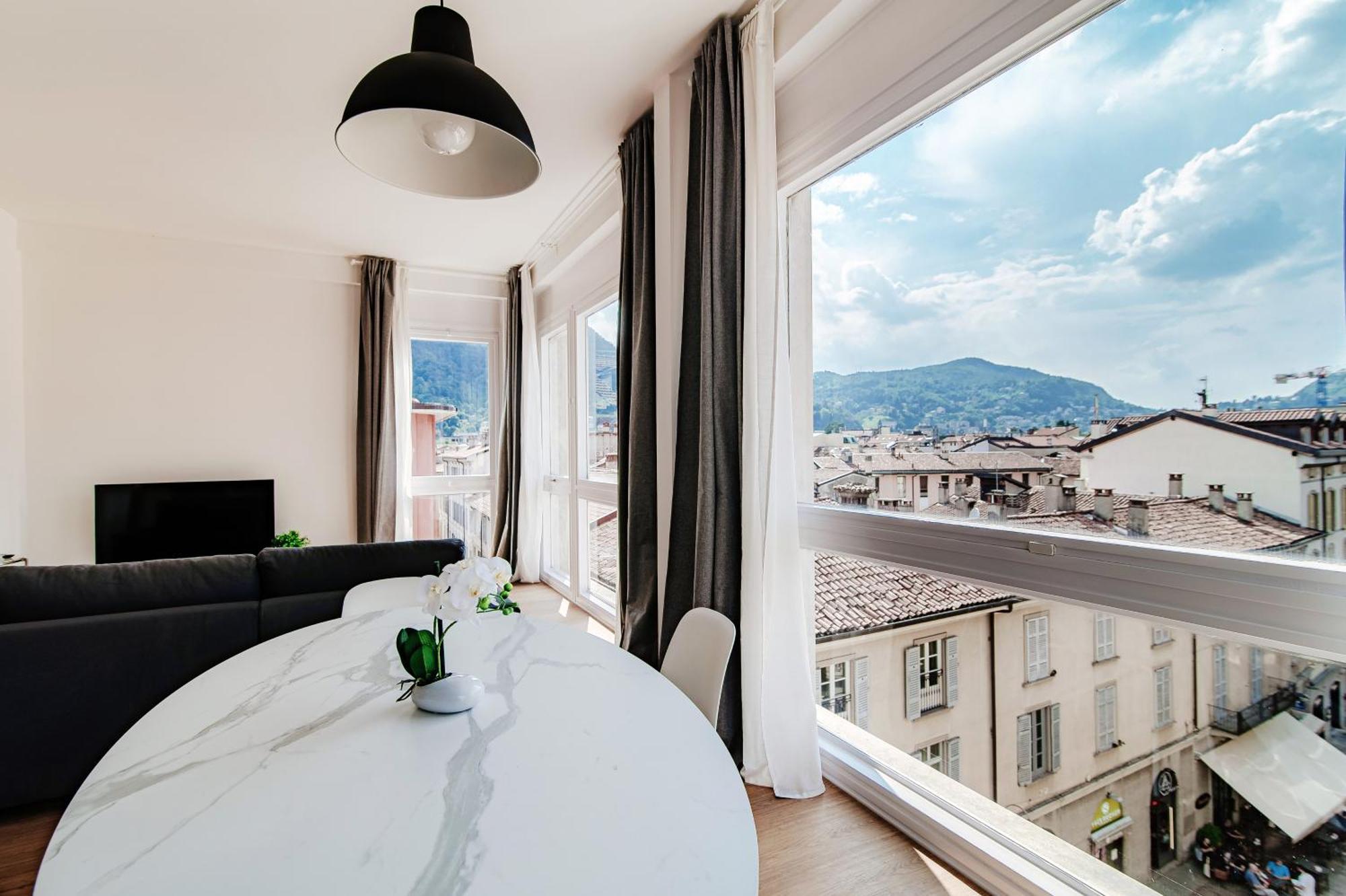 Downtown Como-luxury * Como