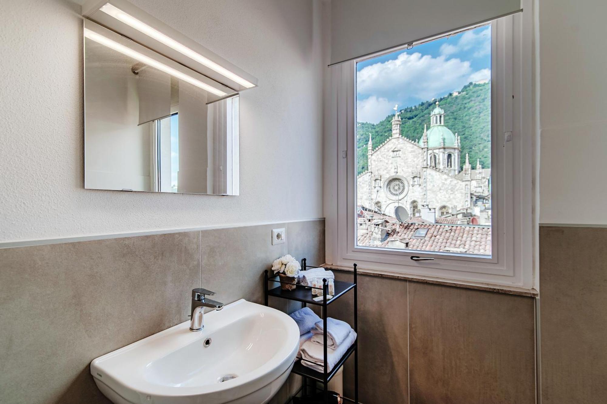 Downtown Como-luxury Como