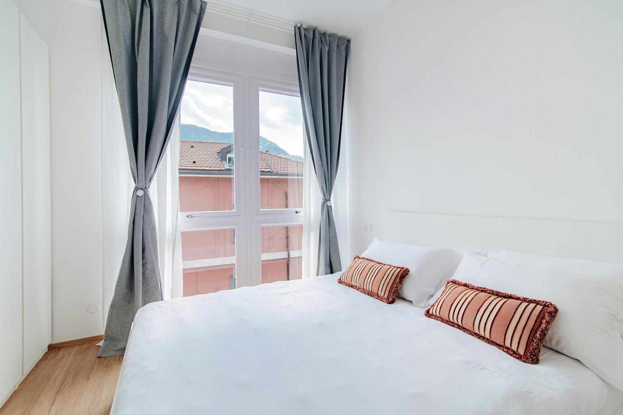Downtown Como-luxury Apartment