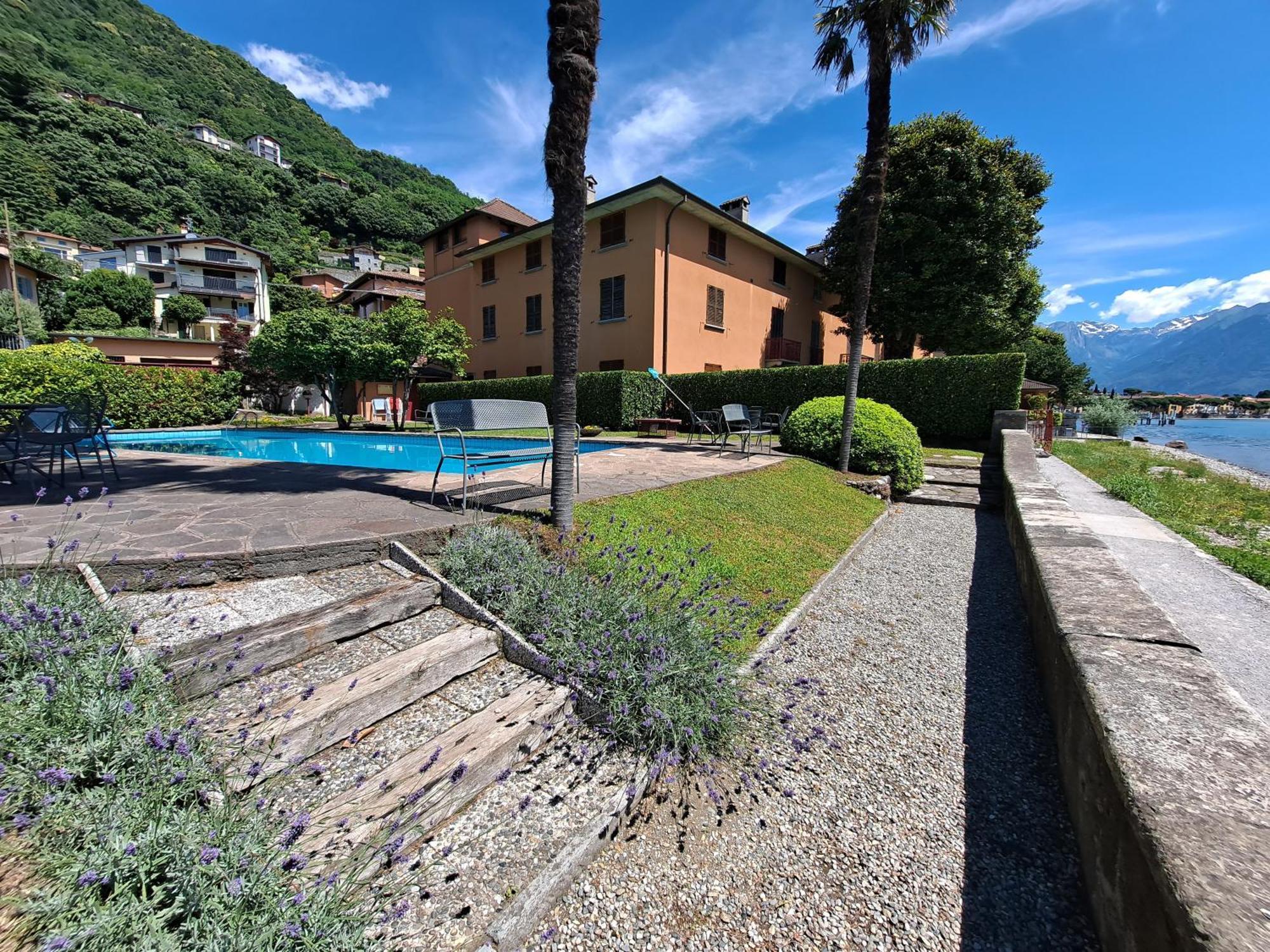 La Finestra Sul Apartment Domaso